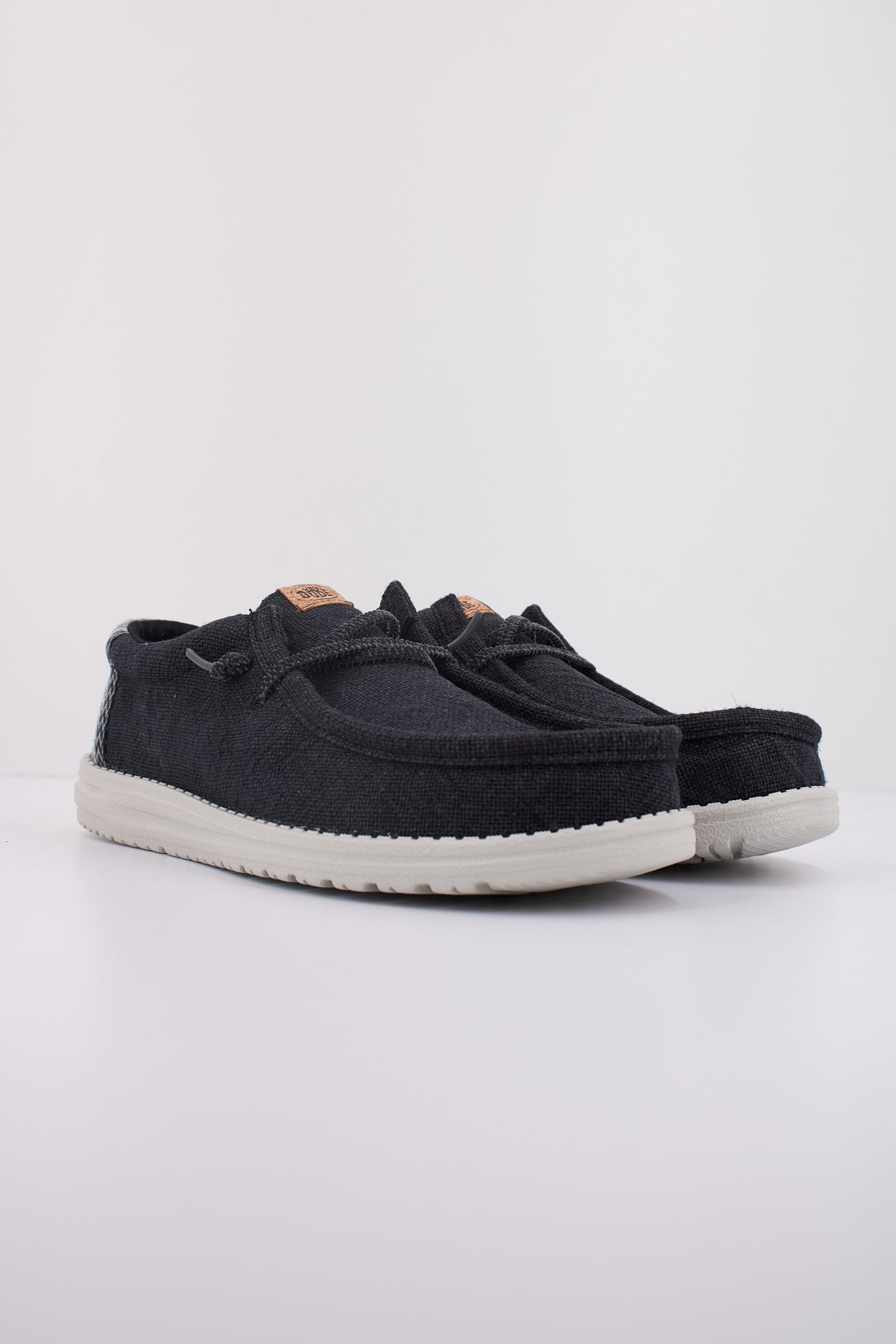 HEY DUDE WALLY JUTE en color NEGRO  (2)