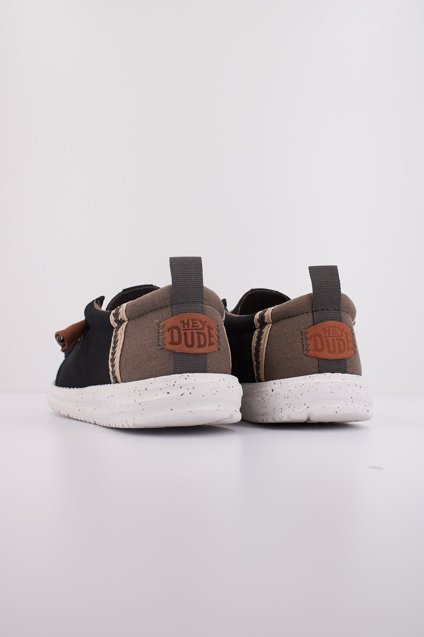 HEY DUDE WALLY SUMMER LINEN en color NEGRO  (4)