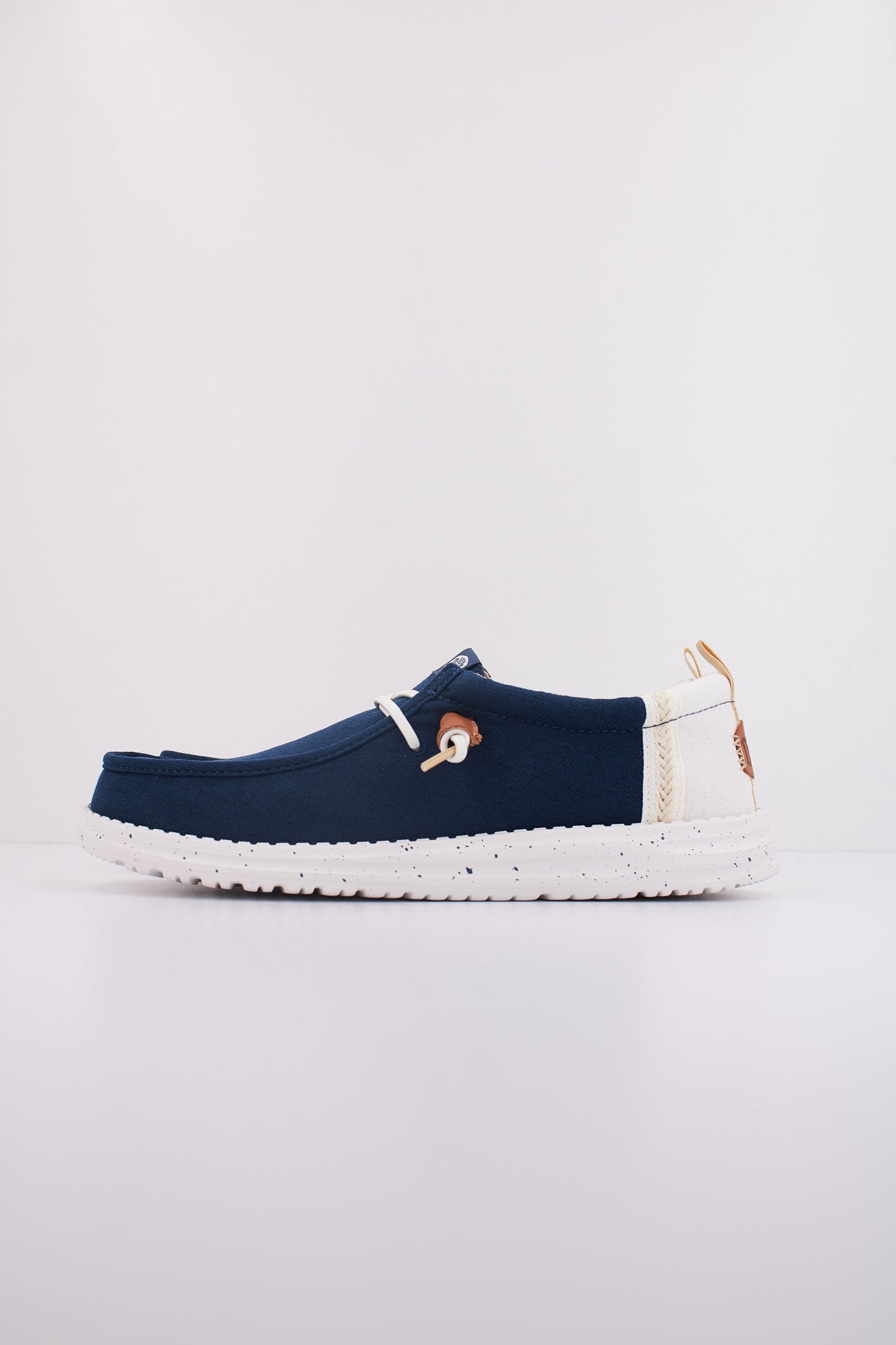 HEY DUDE WALLY SUMMER LINEN en color AZUL  (1)