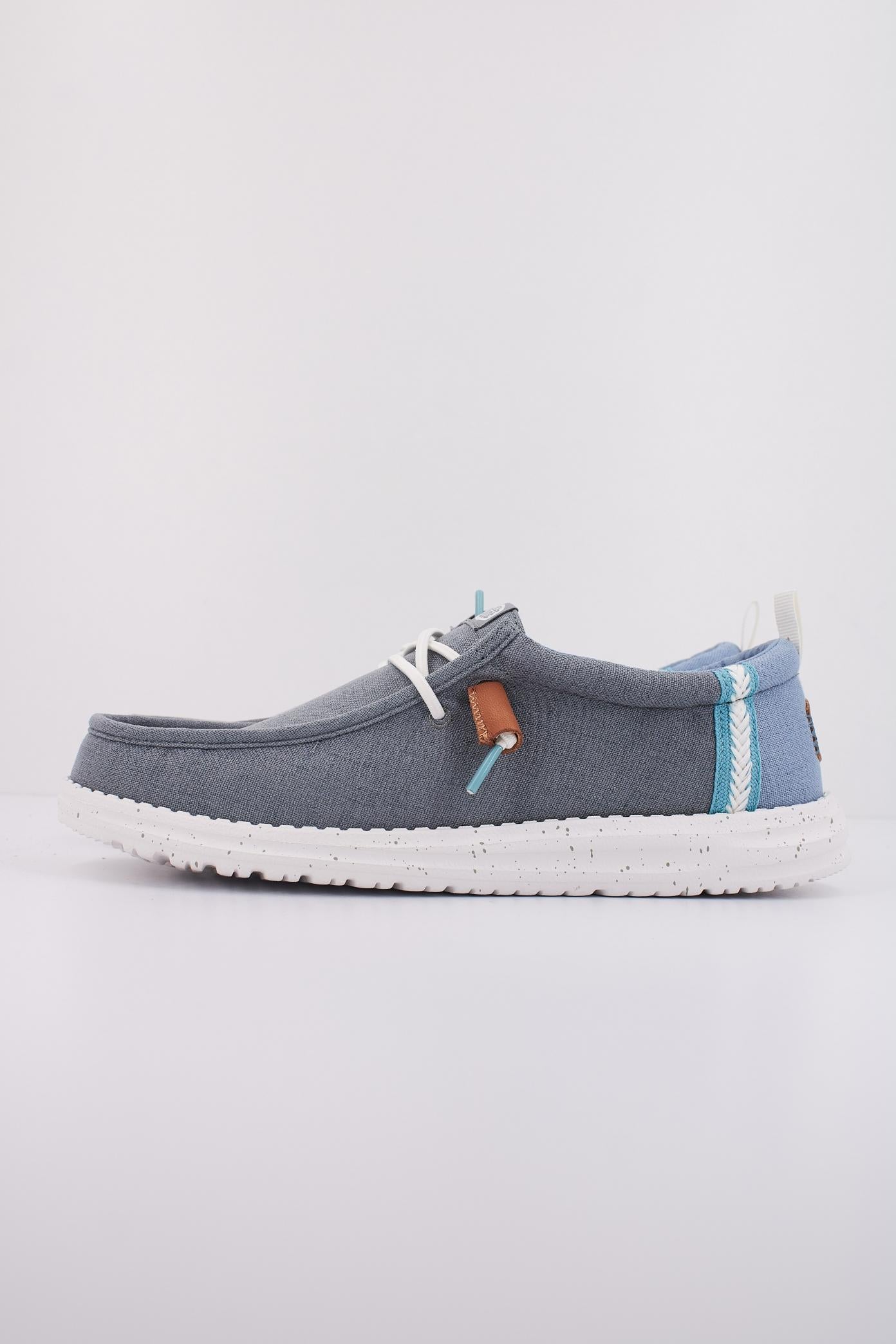 HEY DUDE WALLY SUMMER LINEN en color GRIS  (1)