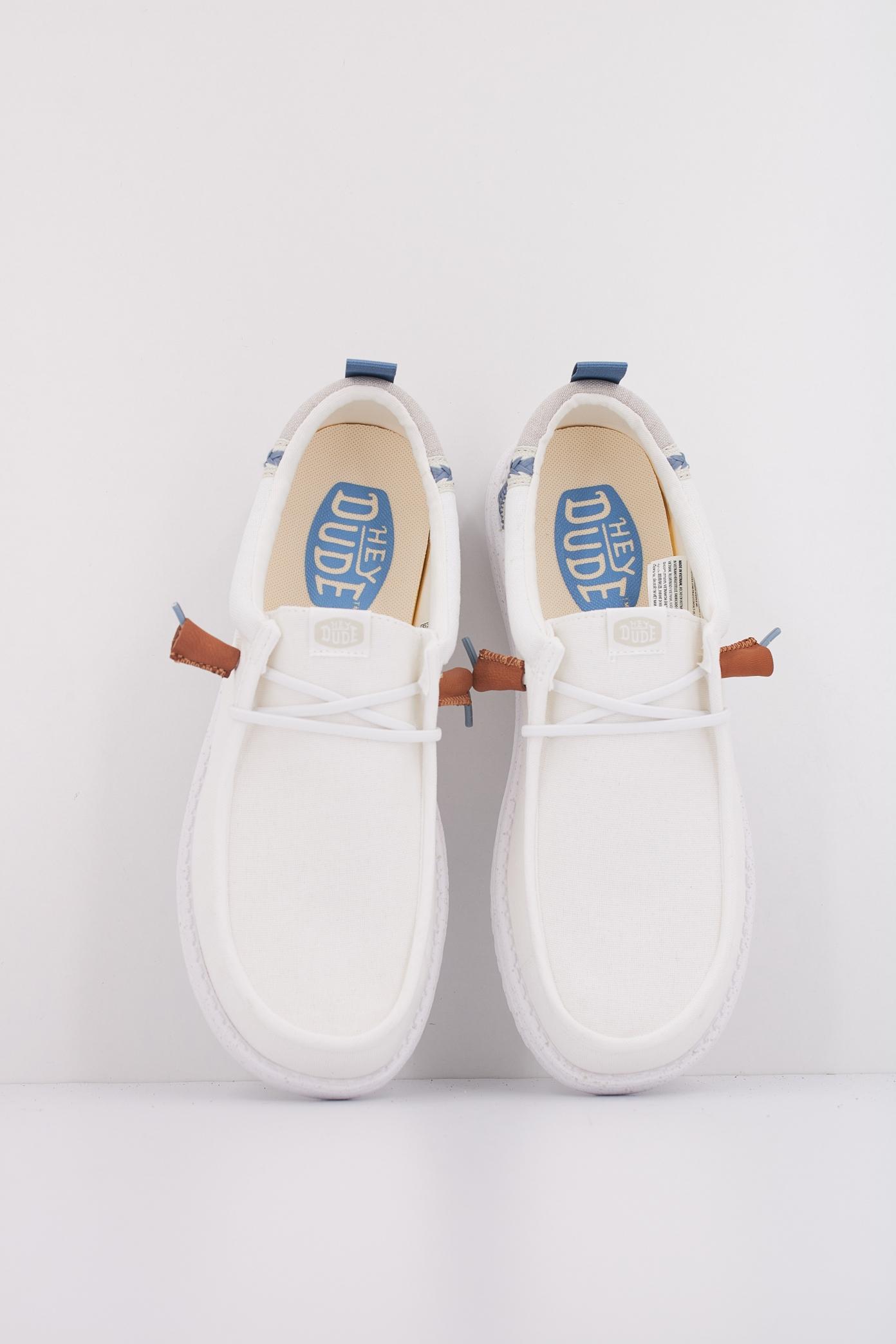 HEY DUDE WALLY SUMMER LINEN en color BLANCO  (3)
