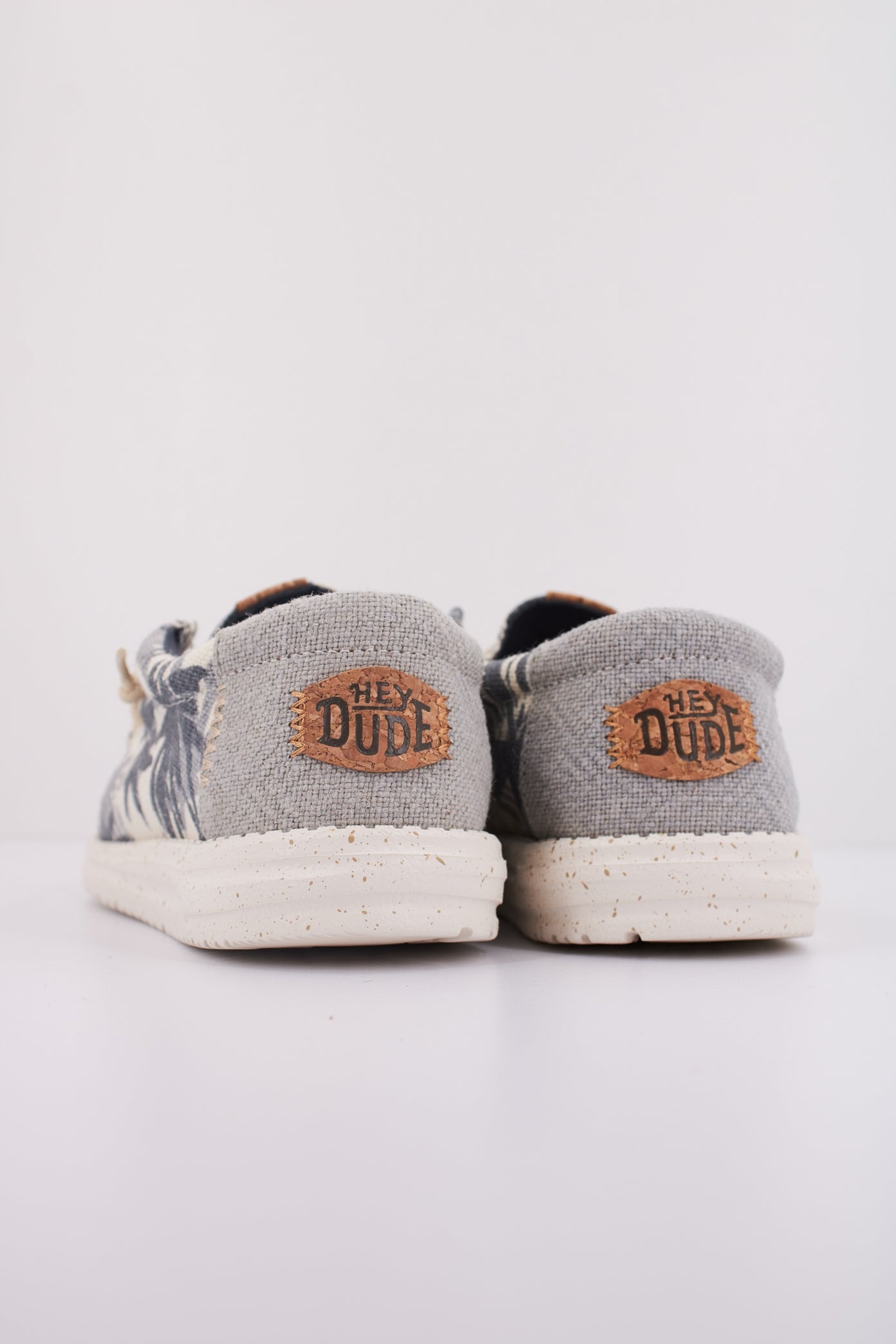 HEY DUDE WALLY PALM JUTE en color GRIS  (4)