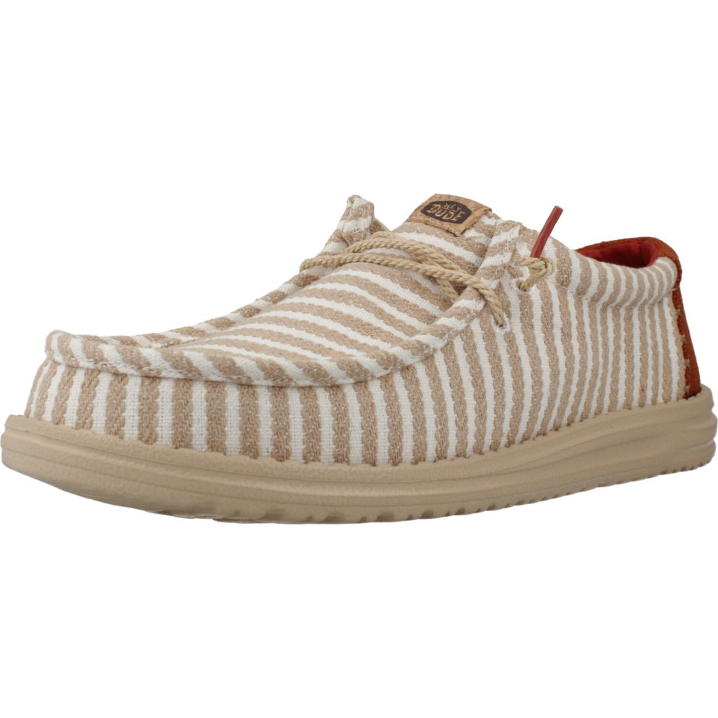 HEY DUDE WALLY RESORT en color MARRON CLARO  (1)
