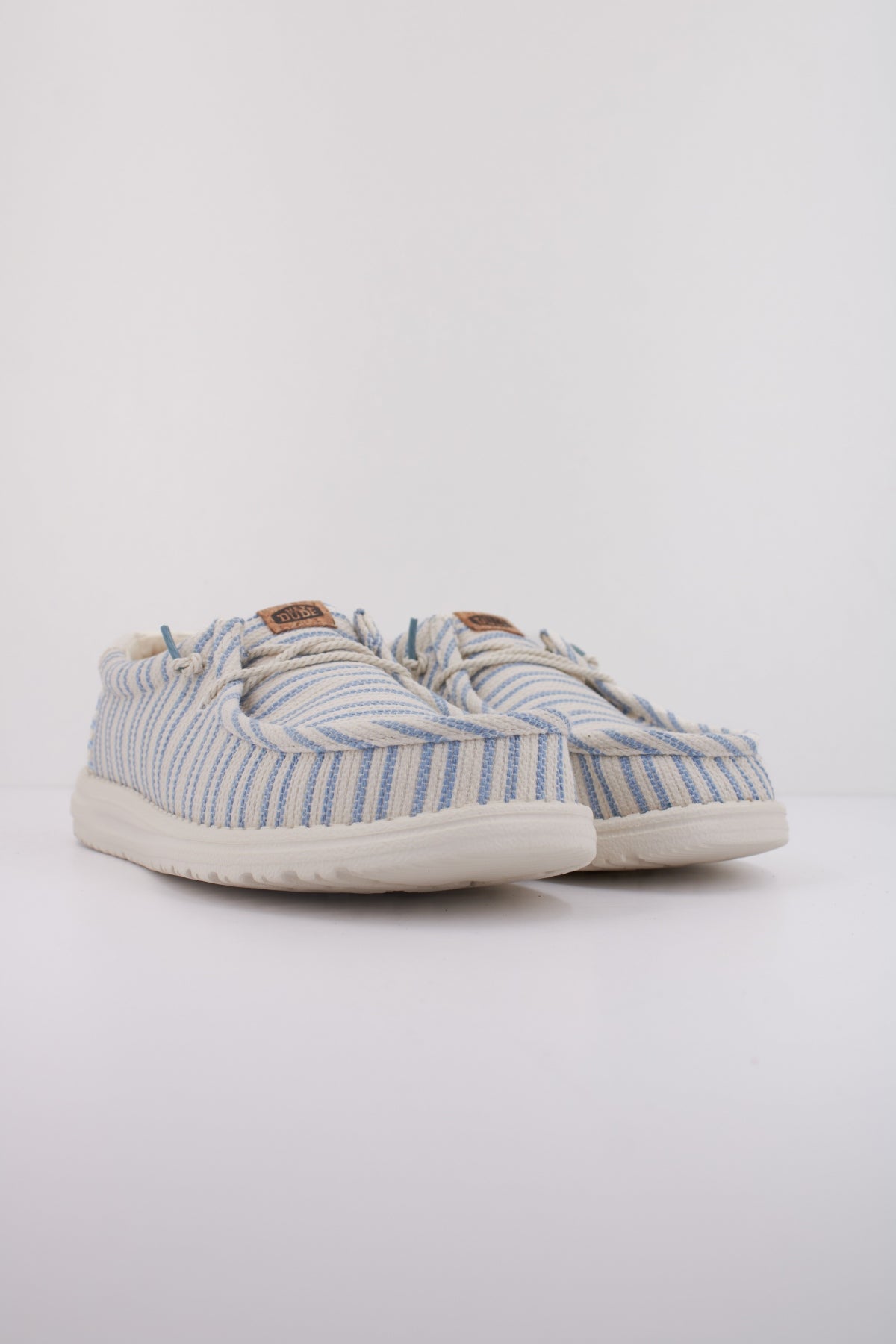 HEY DUDE WALLY RESORT en color BLANCO  (2)