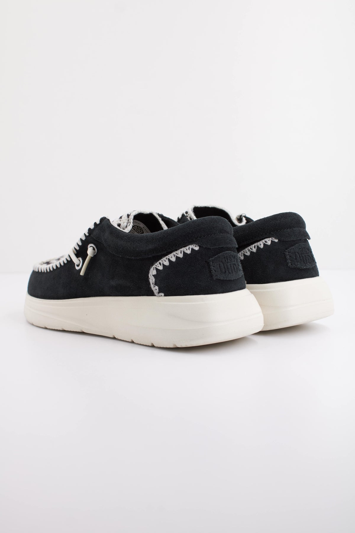 HEY DUDE WENDY COMF SUEDE CROCHET en color NEGRO  (4)