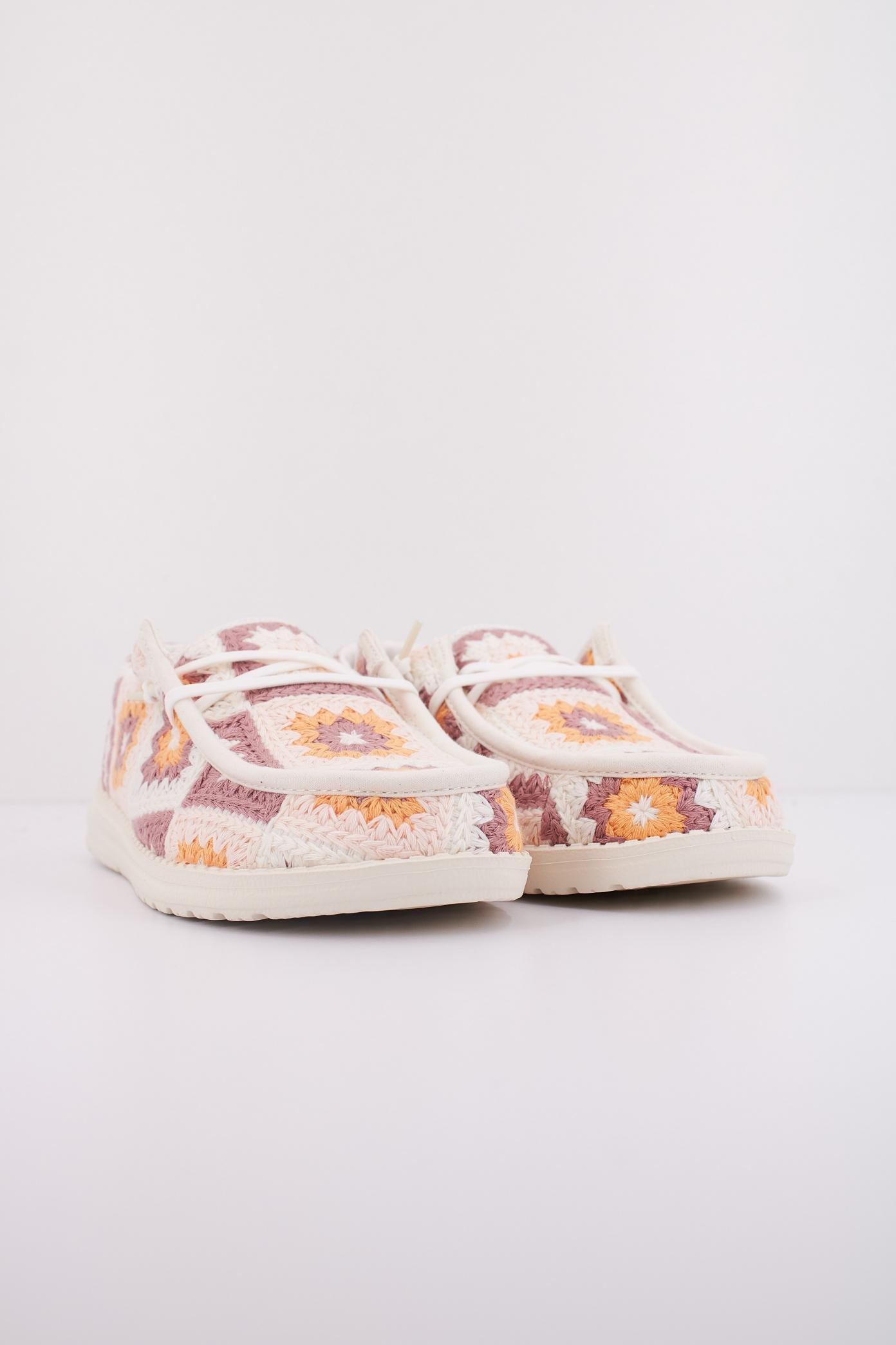 HEY DUDE  WENDY COTTAGE CROCHET en color BLANCO  (2)