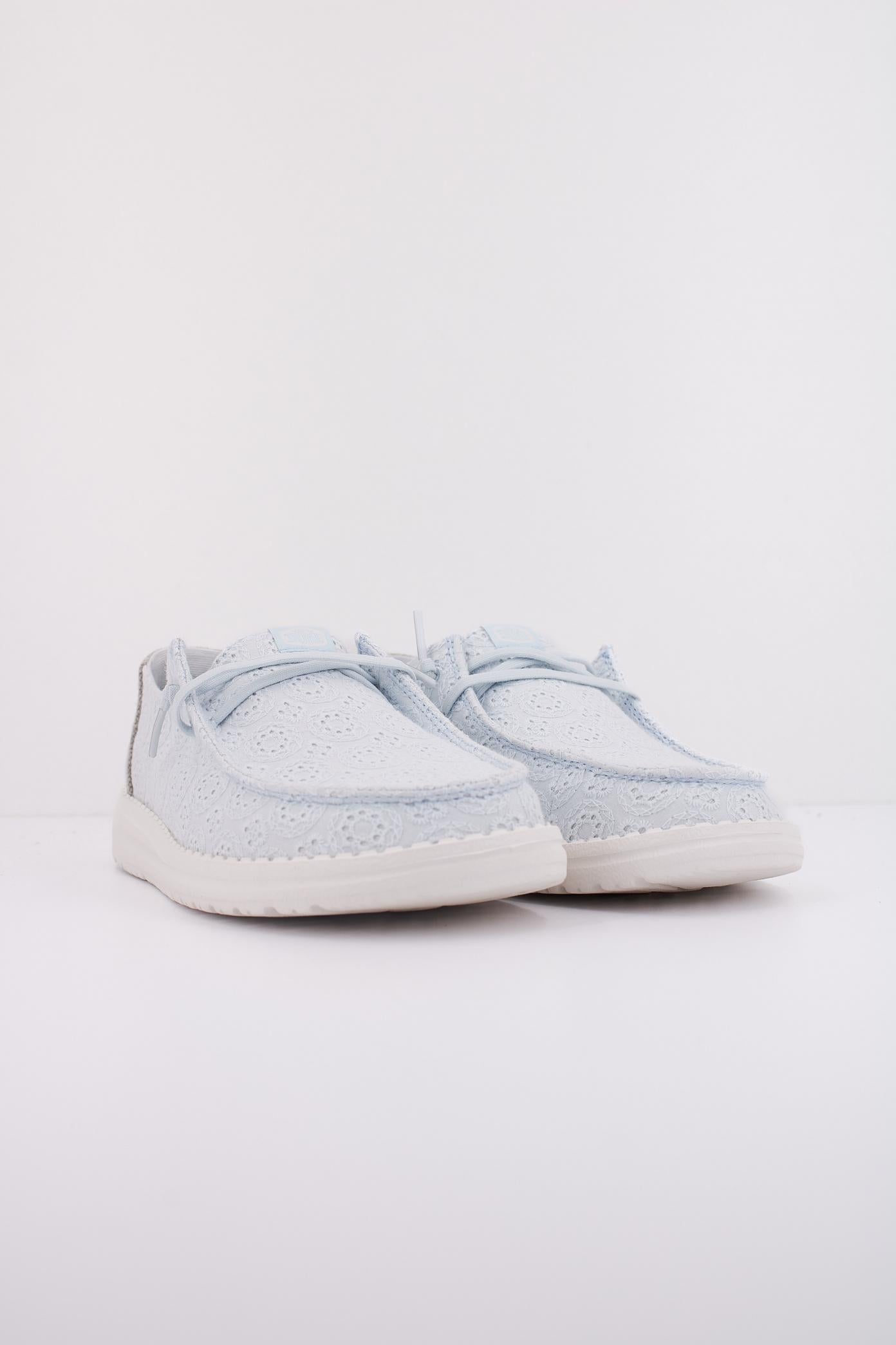 HEY DUDE WENDY EYELET LACE en color AZUL  (2)