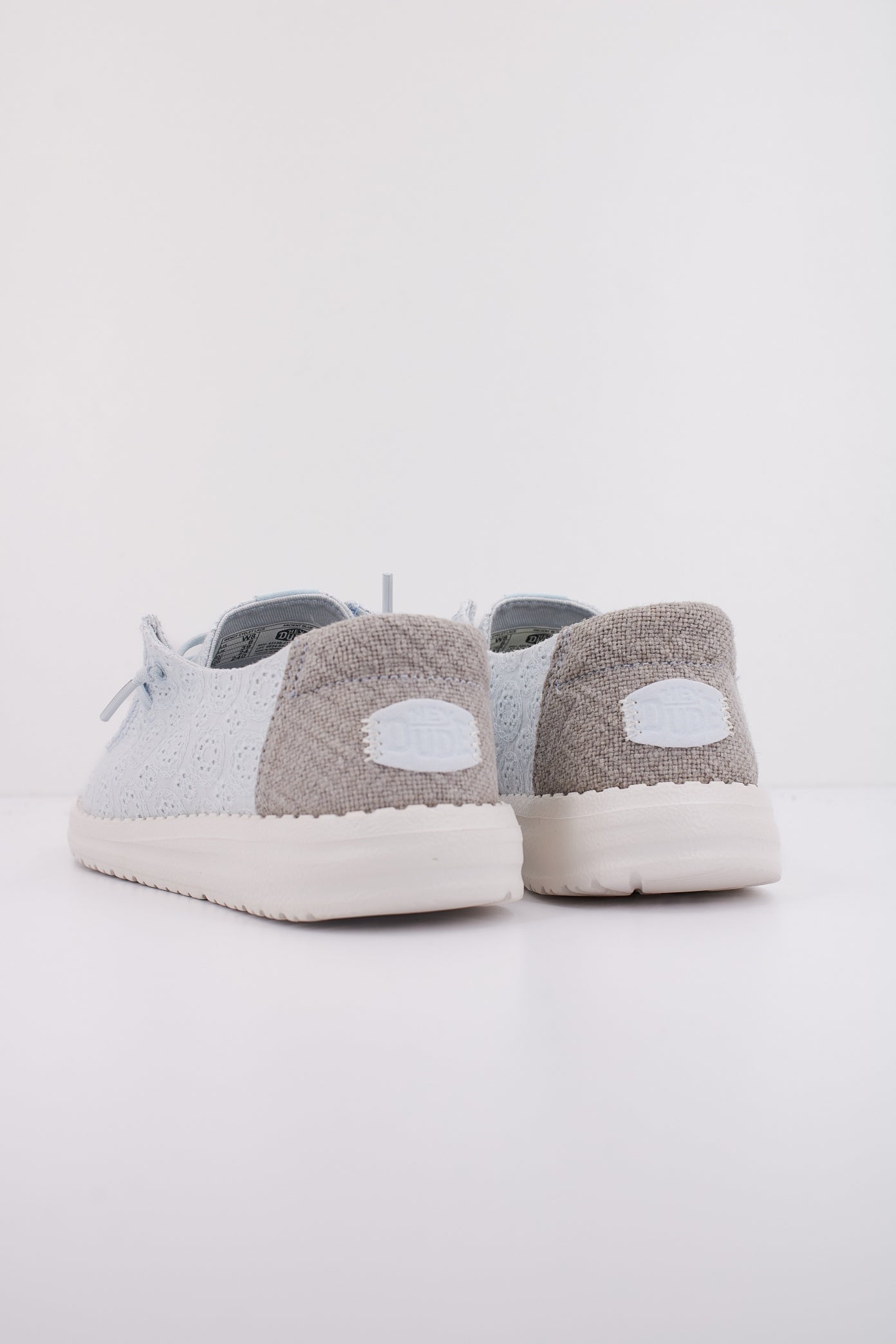 HEY DUDE WENDY EYELET LACE en color AZUL  (4)
