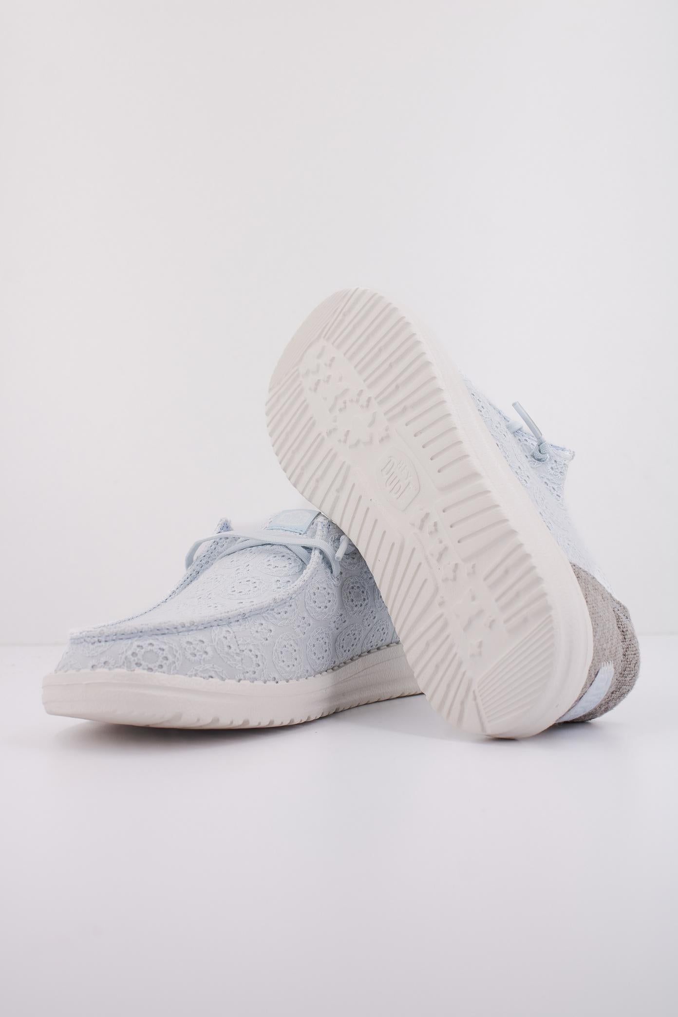 HEY DUDE WENDY EYELET LACE en color AZUL  (5)