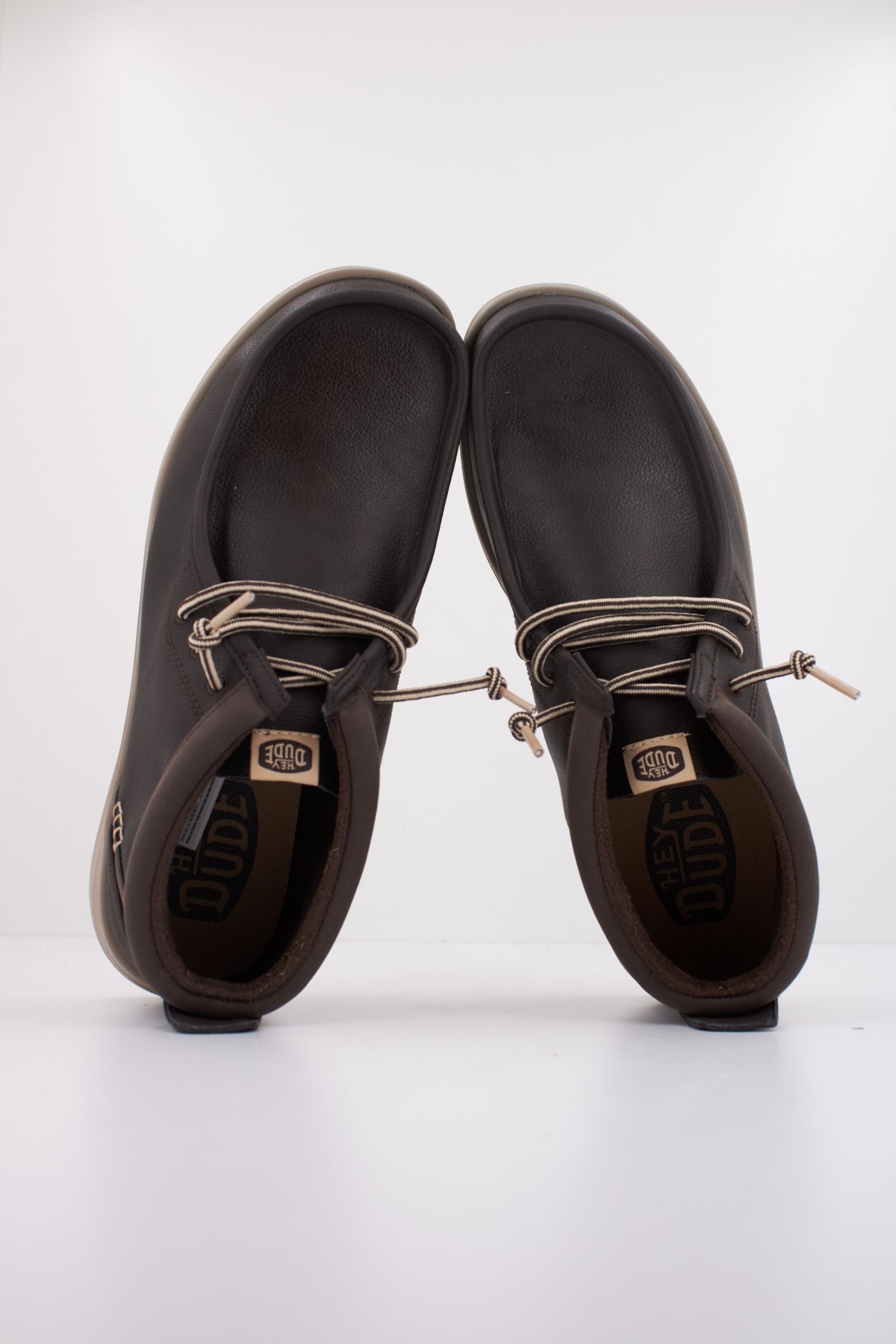 HEY DUDE WALLY MID GRIPR CLASSIC en color MARRON  (3)