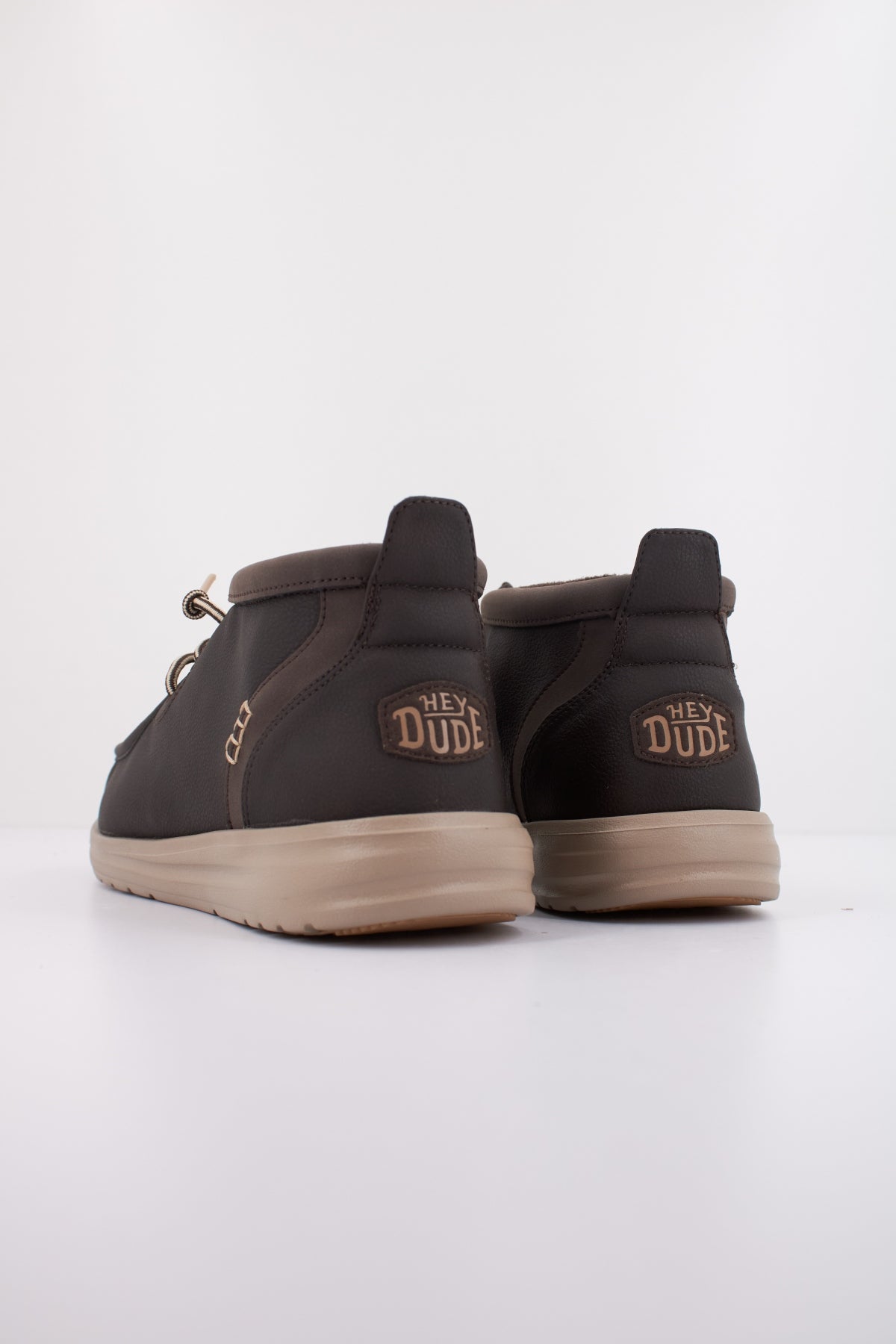 HEY DUDE WALLY MID GRIPR CLASSIC en color MARRON  (4)