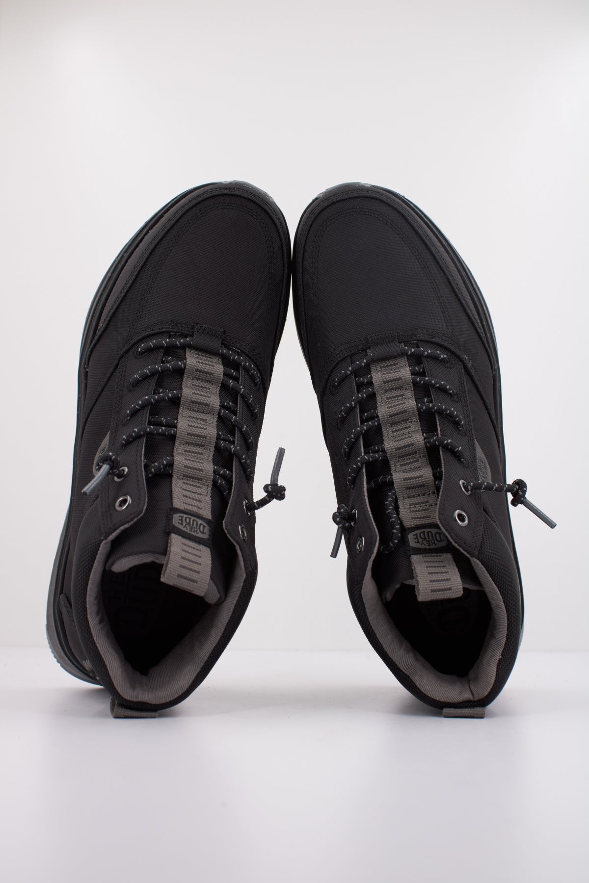 HEY DUDE  TAHOE NYLON  en color NEGRO  (3)