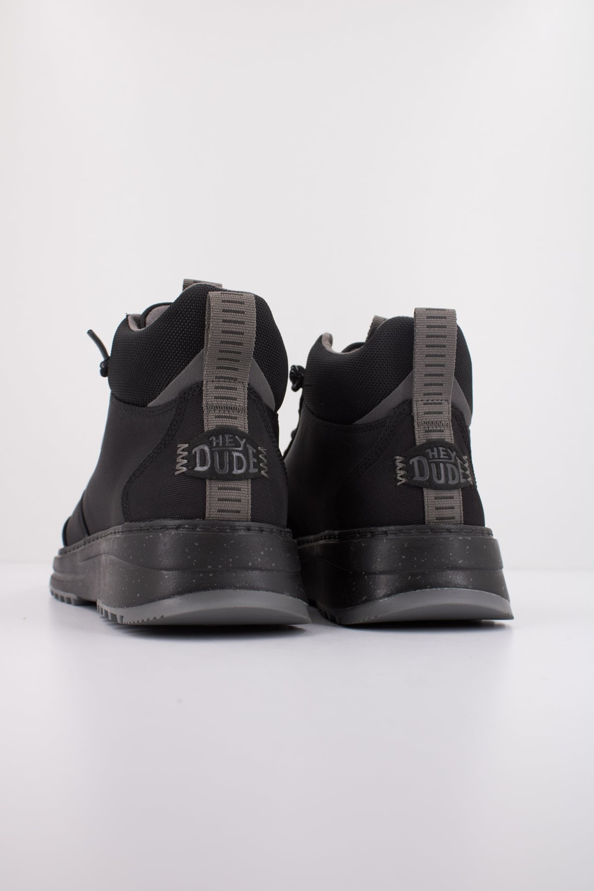HEY DUDE  TAHOE NYLON  en color NEGRO  (4)