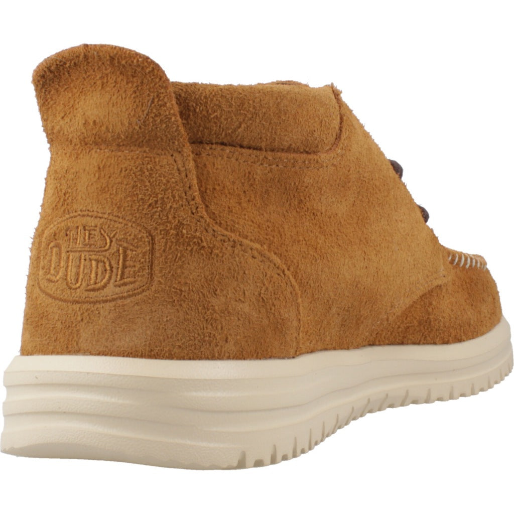HEY DUDE WALLY NXT MID en color MARRON  (3)