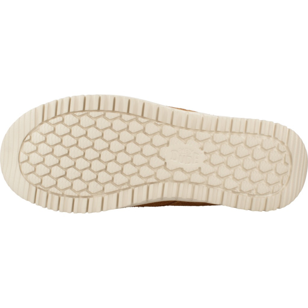HEY DUDE WALLY NXT MID en color MARRON  (6)