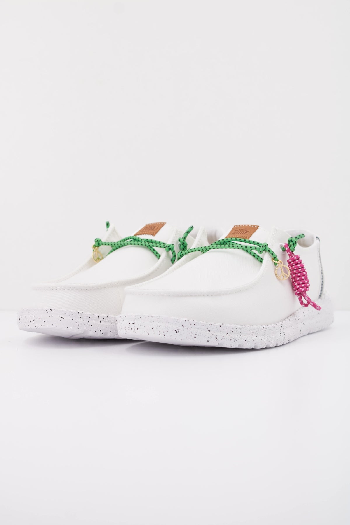 HEY DUDE  WENDY GETAWAY LACE  en color BLANCO  (2)