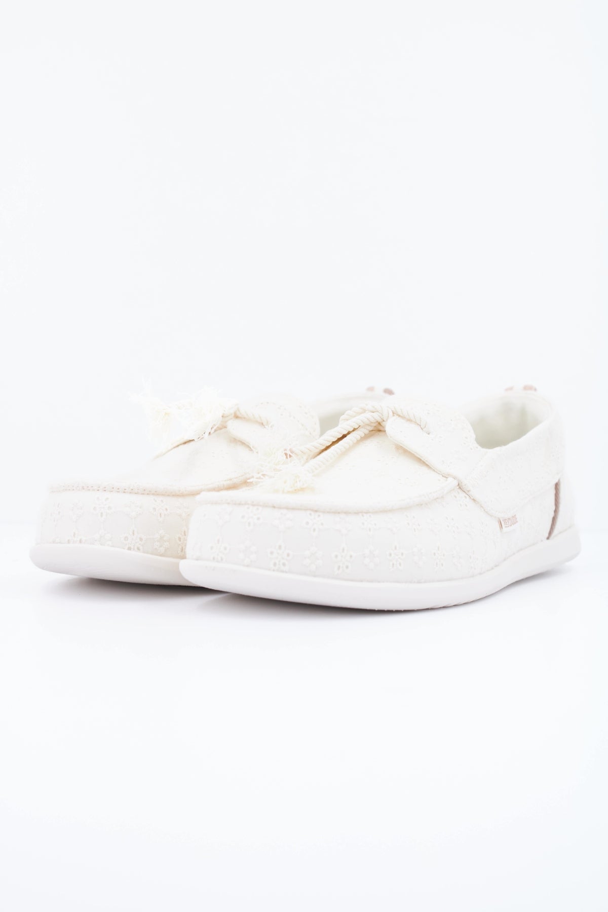 HEY DUDE HARBOR BREEZE LO en color BLANCO  (2)