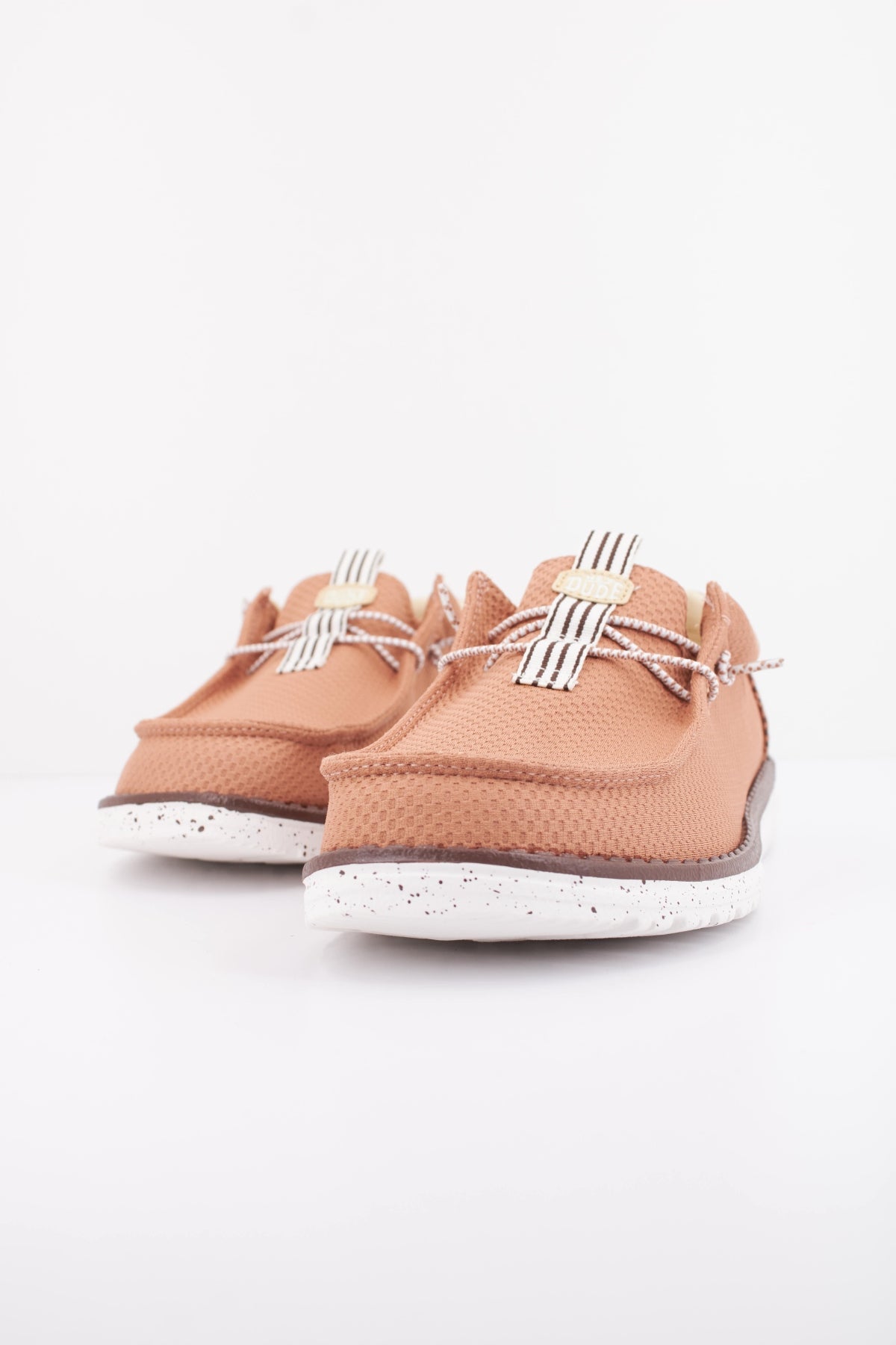 HEY DUDE WALLY MESH NEUTRALS en color MARRON  (2)
