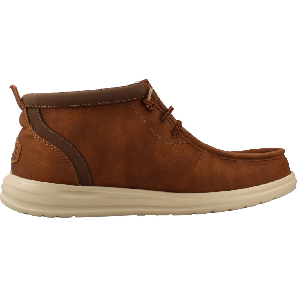 HEY DUDE HD WALLY MID GRIPR CLASSIC, en color MARRON CLARO  (4)