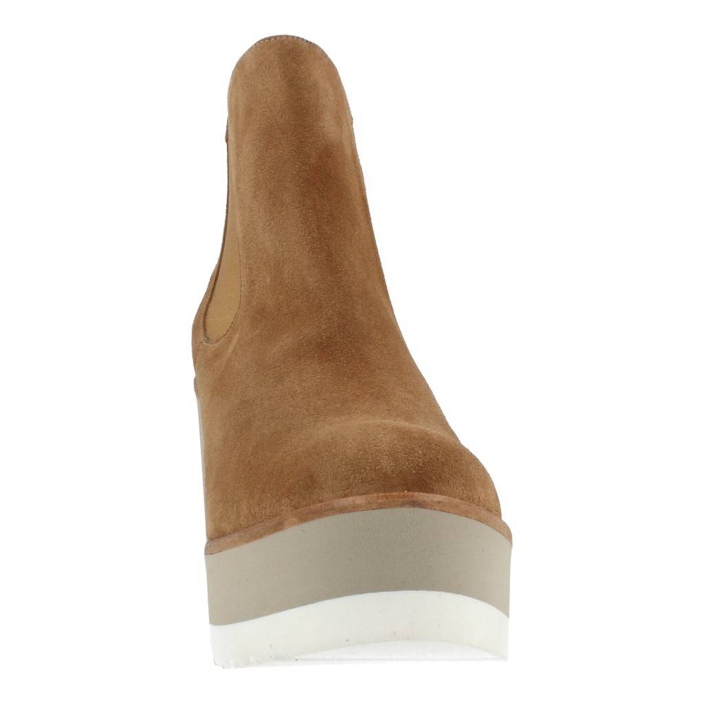 VO CHELSEAC en color MARRON CLARO  (6)