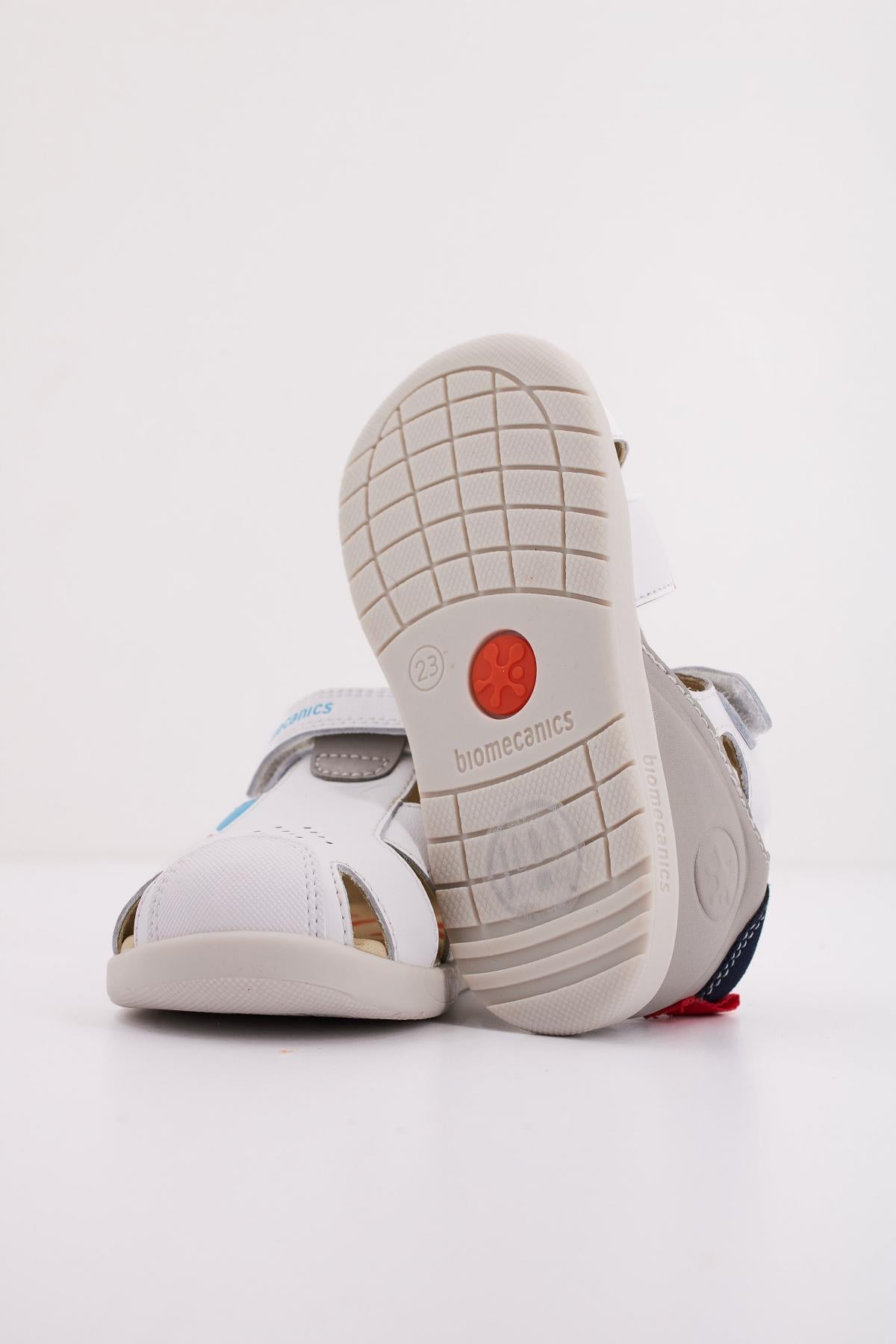 BIOMECANICS  en color BLANCO  (5)