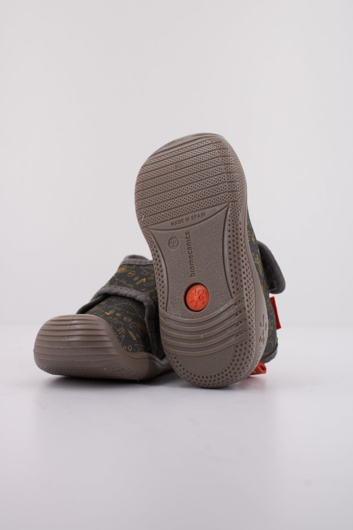 BIOMECANICS B  en color GRIS  (5)