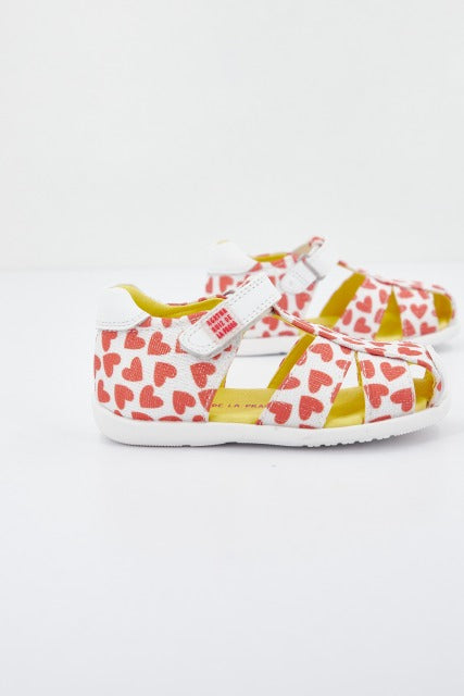 AGATHA RUIZ DE LA PRADA   en color BLANCO  (2)