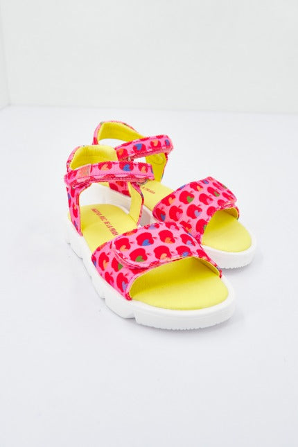 AGATHA RUIZ DE LA PRADA  en color ROSA  (1)