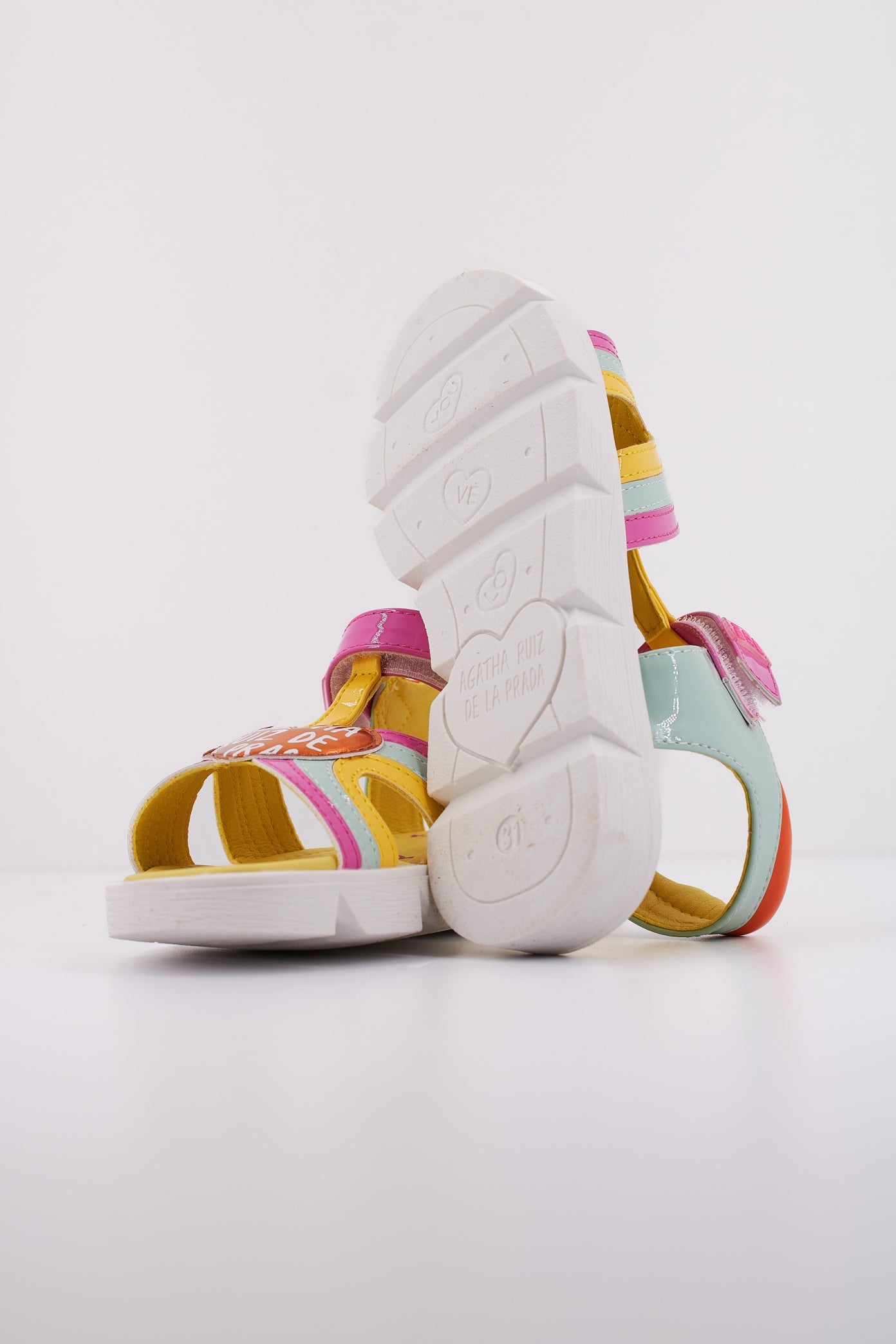 AGATHA RUIZ DE LA PRADA A  en color AZUL  (5)