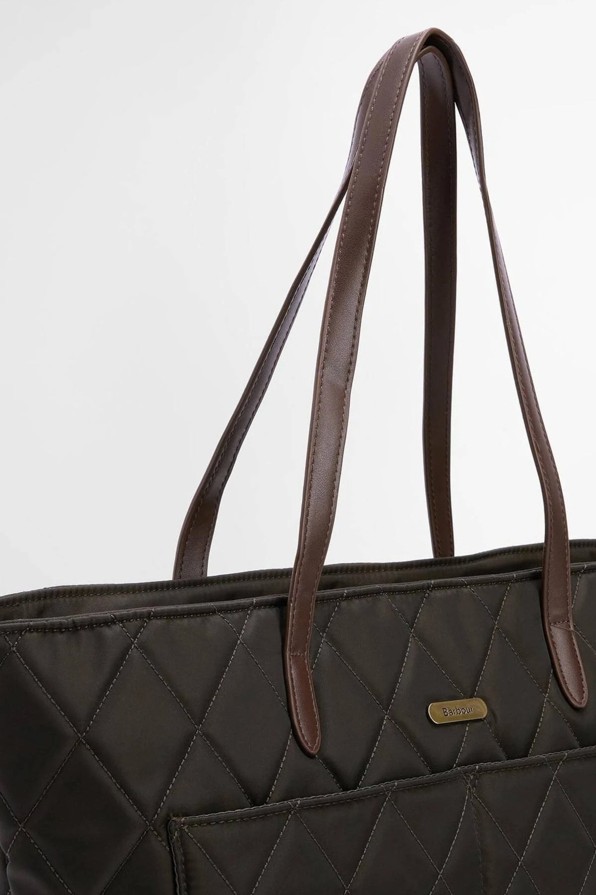 BARBOUR LBAOL BARBOUR QUILTED TOTE en color VERDE  (3)
