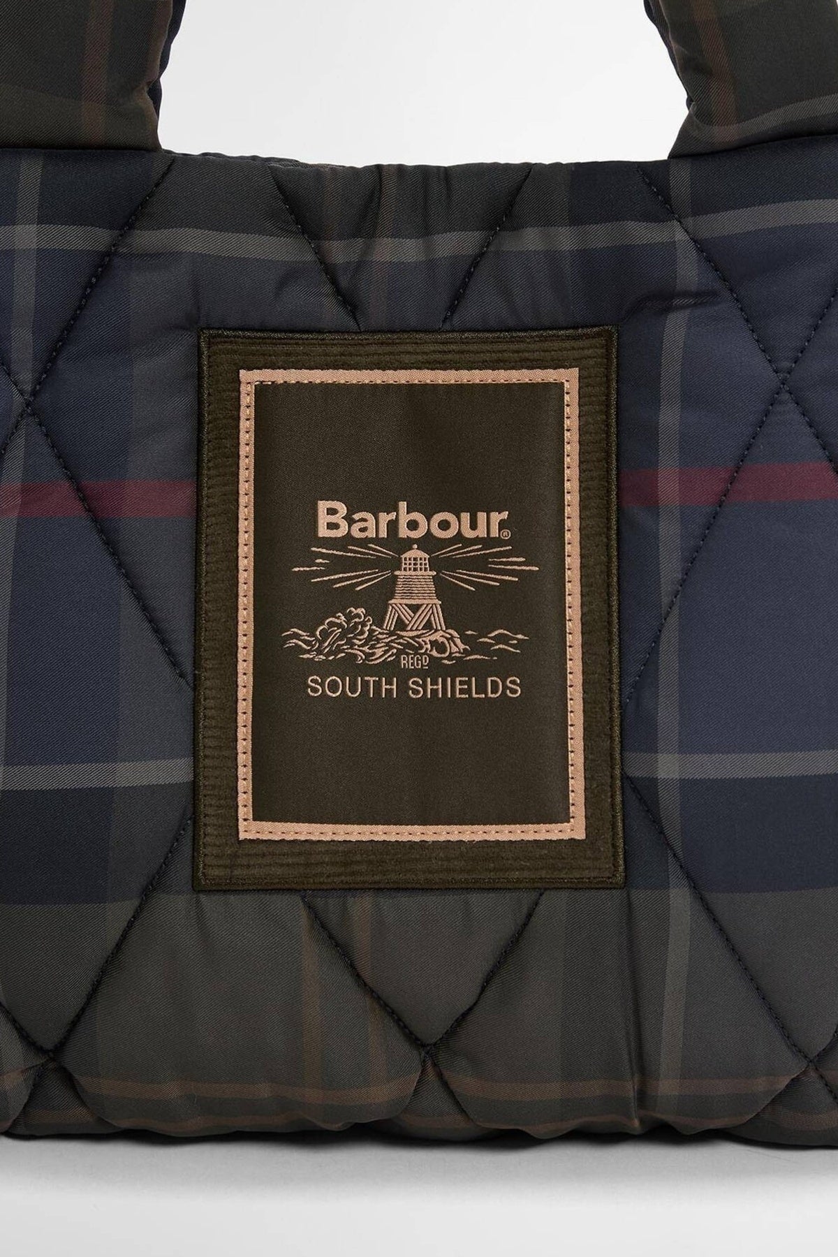 BARBOUR TARTAN ARLENE MINI QUILTED TOTE LBATN en color AZUL  (3)