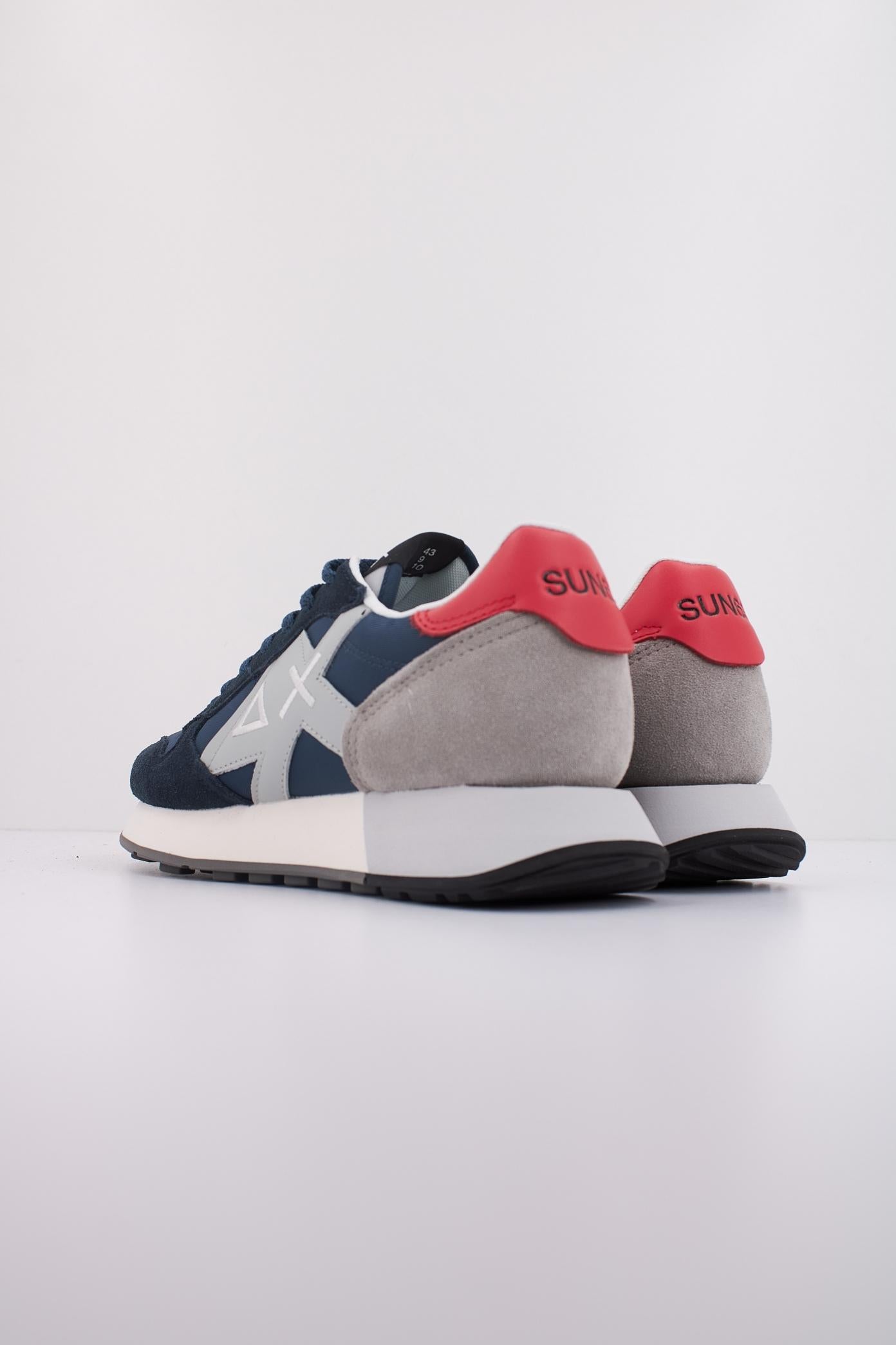 SUN JAKI . SOLID en color AZUL  (4)
