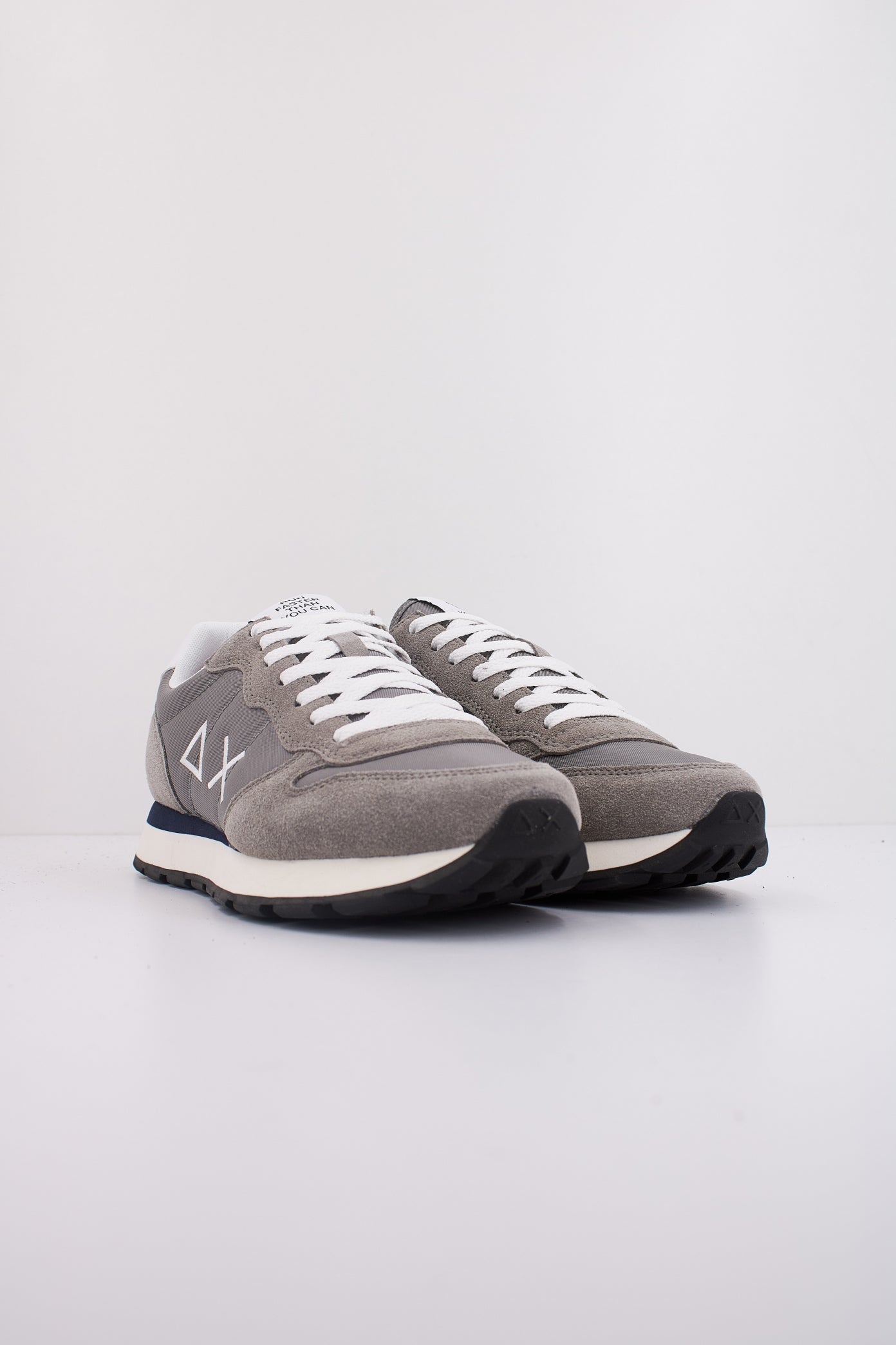 SUN TOM SOLID NYLON en color GRIS  (2)