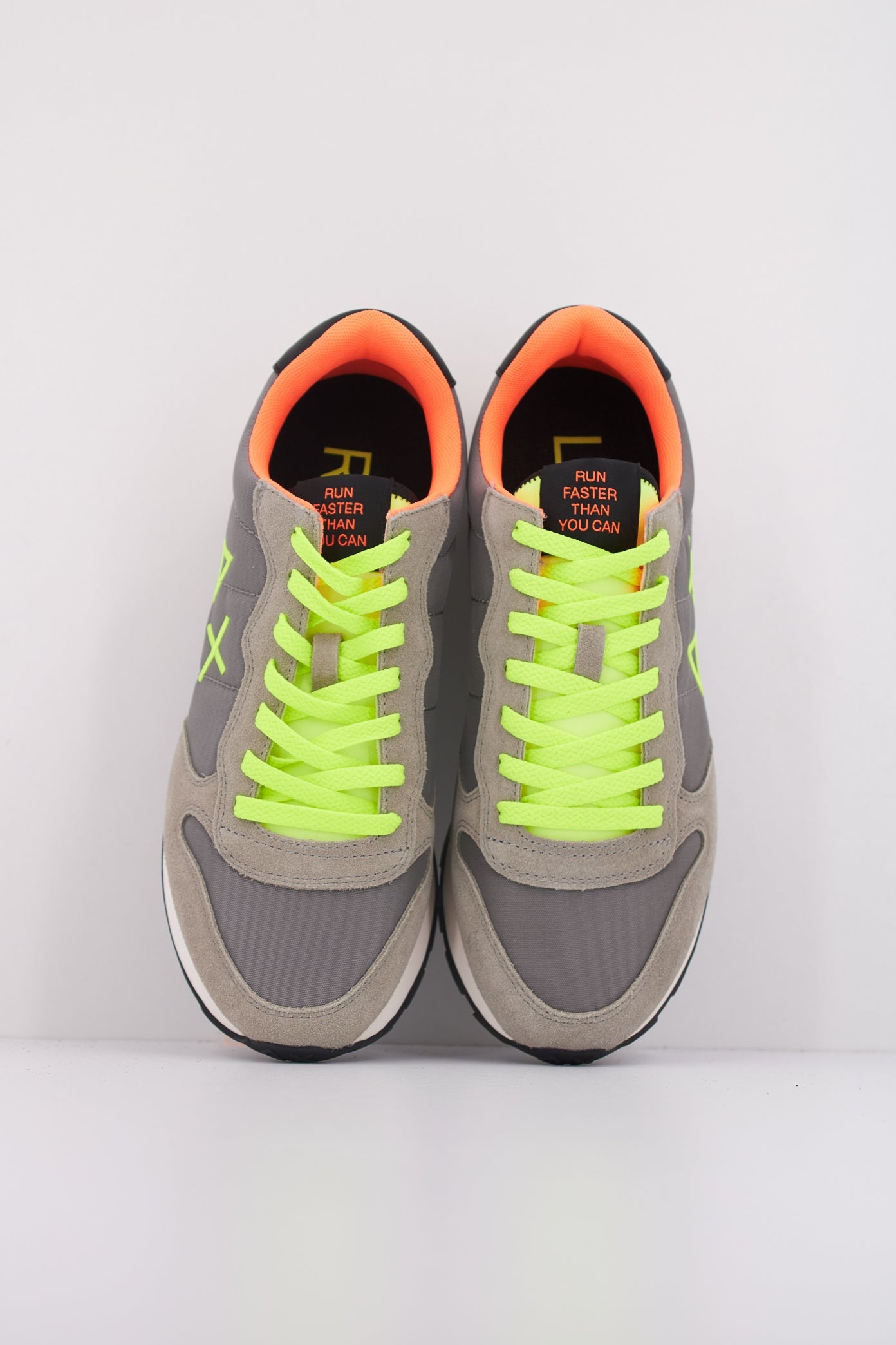 SUN TOM SOLID FLUO en color GRIS  (3)