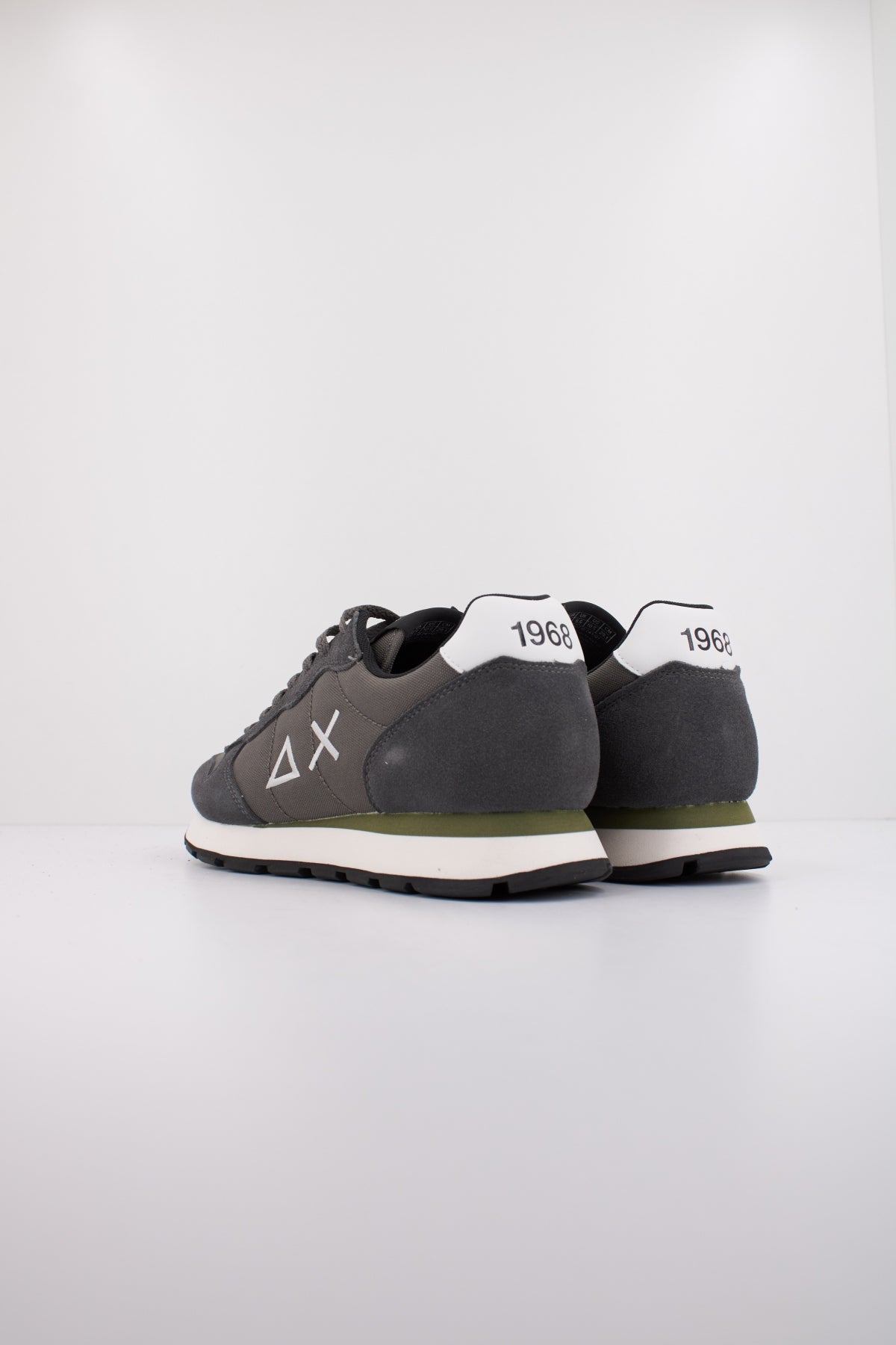 SUN TOM SOLID en color GRIS  (4)