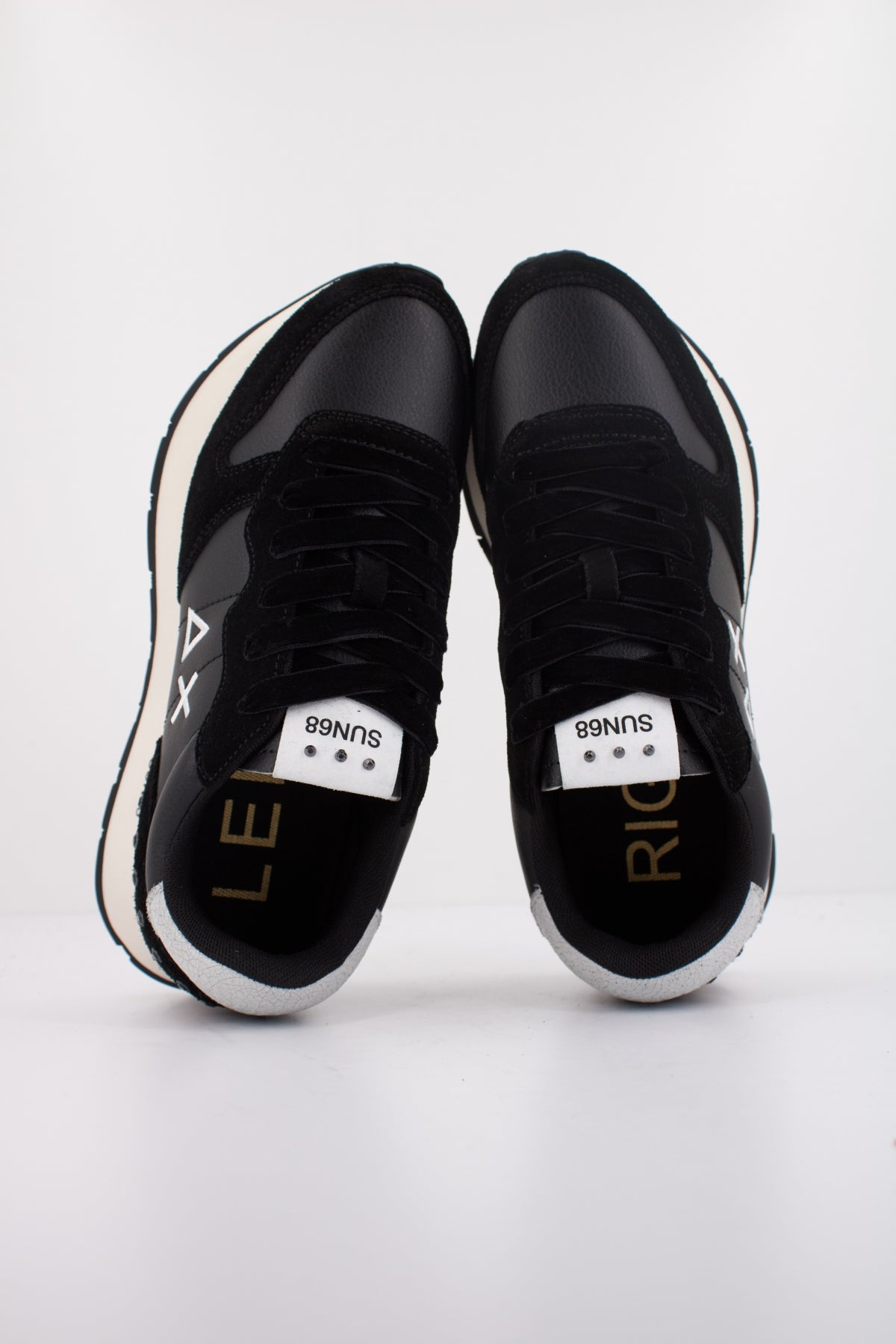 SUN  ALLY STUDS  en color NEGRO  (3)
