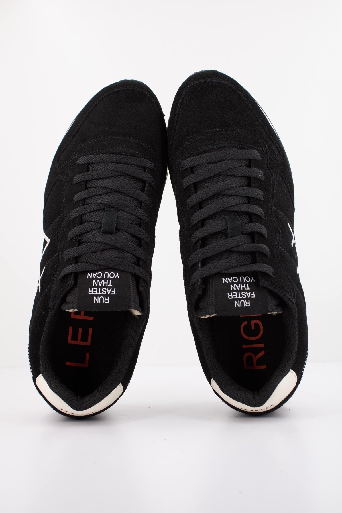 SUN TOM SUEDE en color NEGRO  (3)