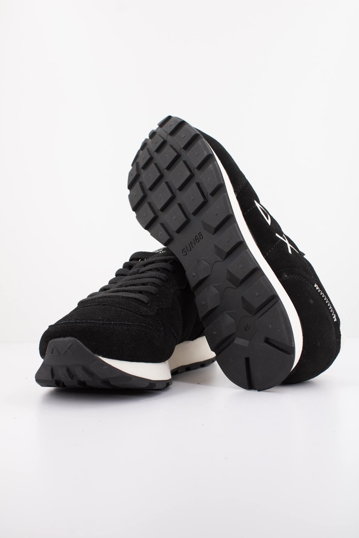 SUN TOM SUEDE en color NEGRO  (5)