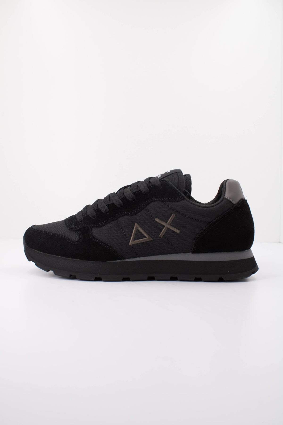 SUN TOM SOLID en color NEGRO  (1)