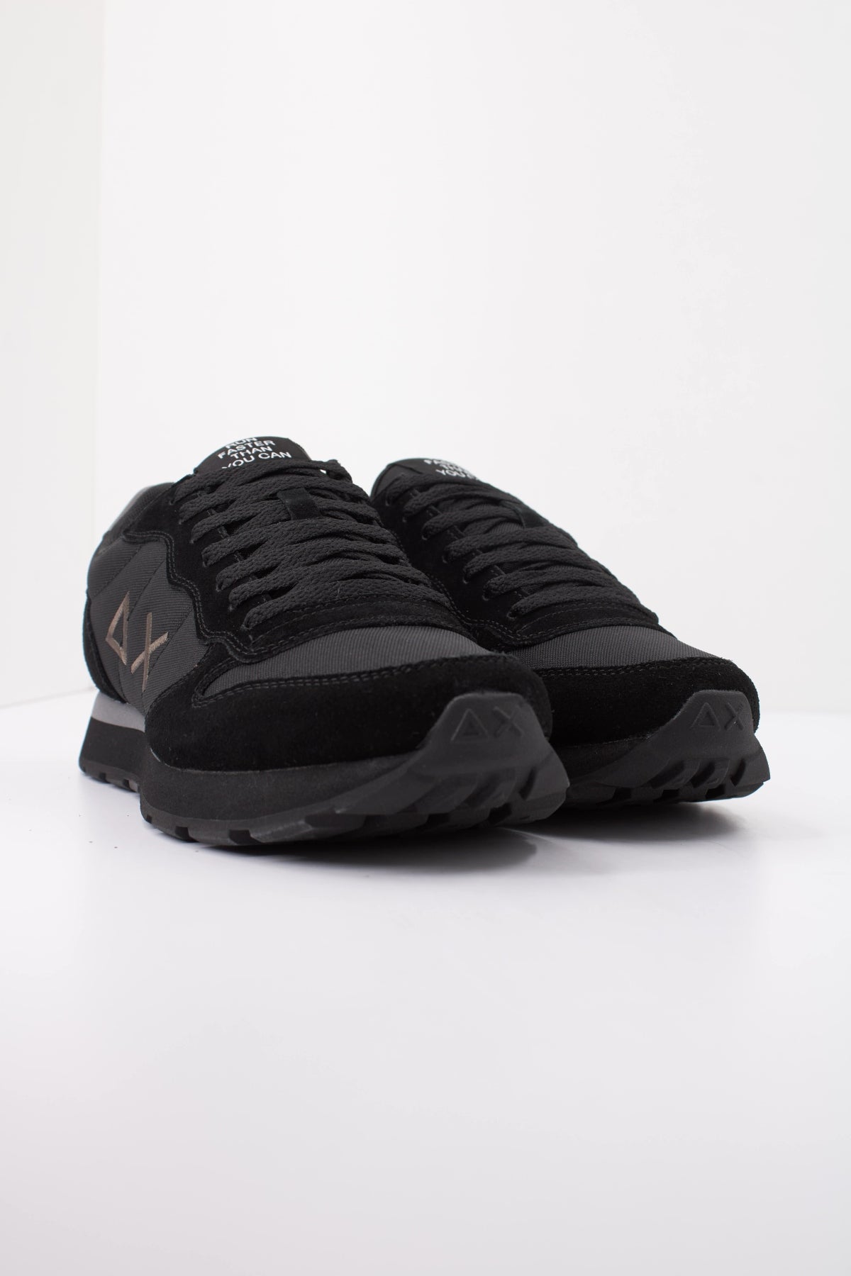 SUN TOM SOLID en color NEGRO  (2)