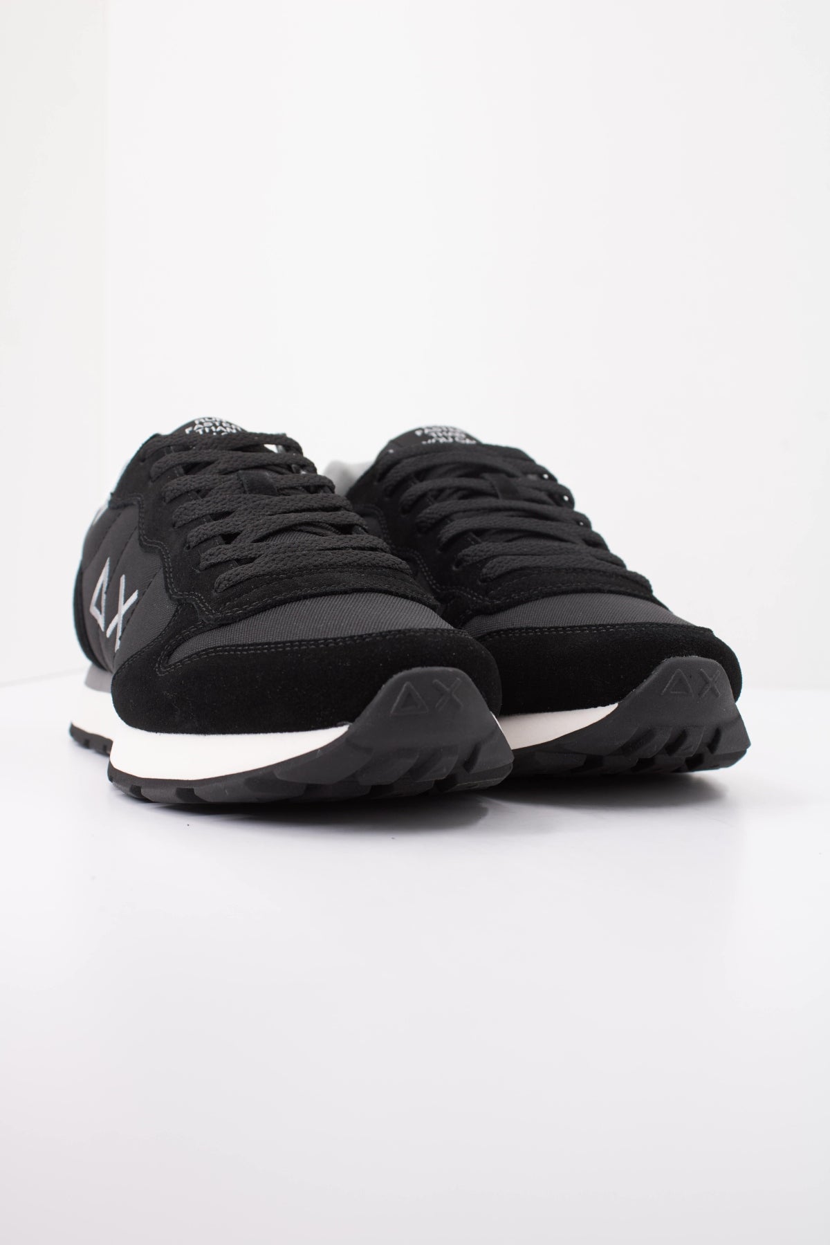 SUN TOM SOLID en color NEGRO  (2)