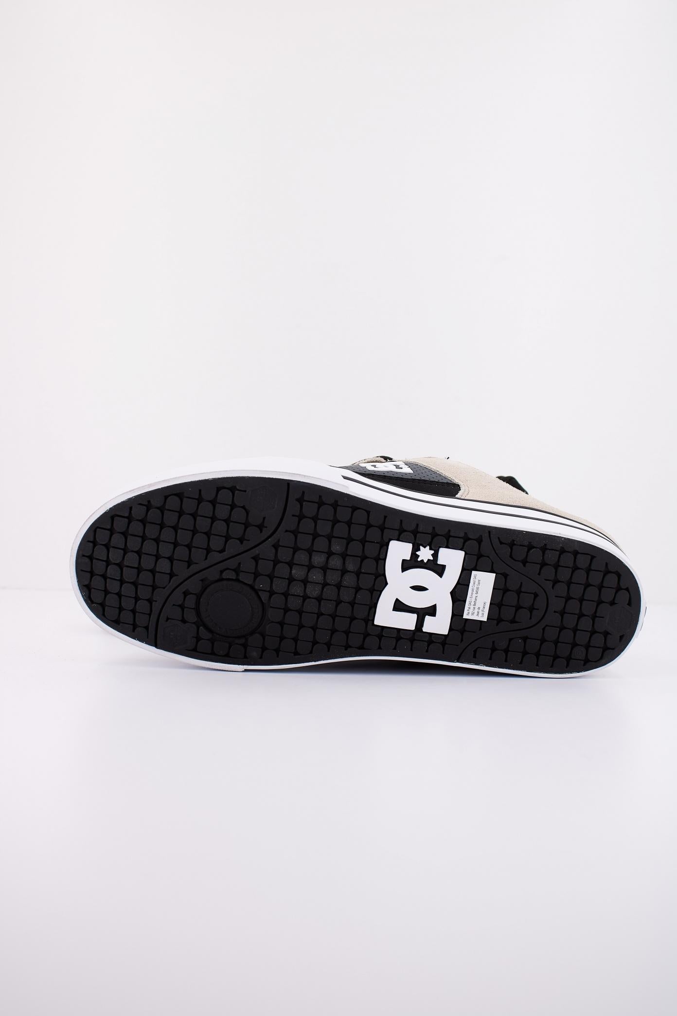 DC PURE M SHOE en color BEIS  (5)