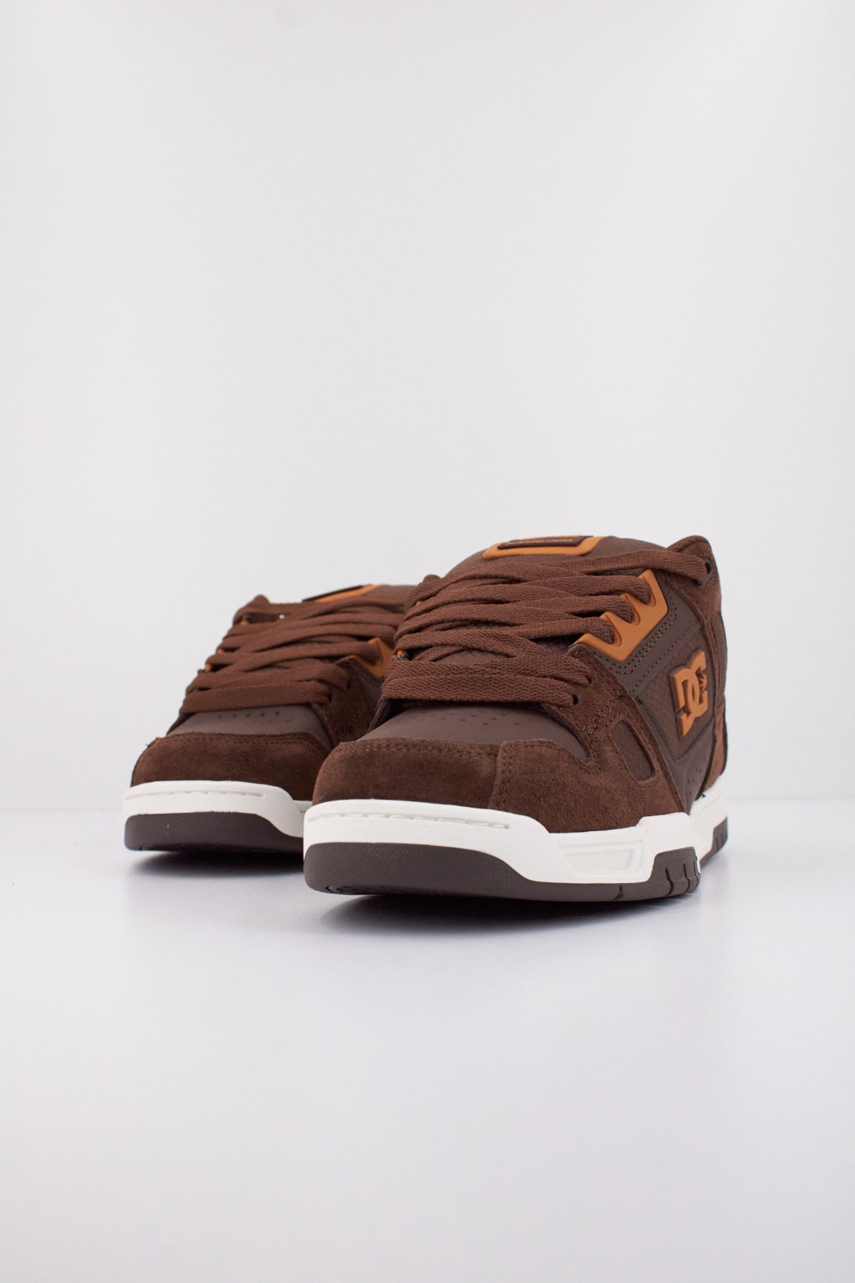 DC STAG en color MARRON  (2)