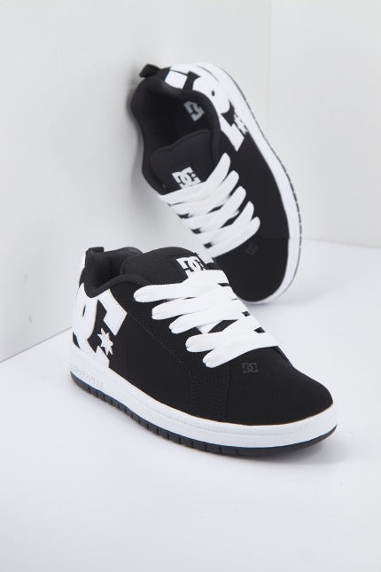 DC COURT GRAFFIK en color NEGRO  (1)