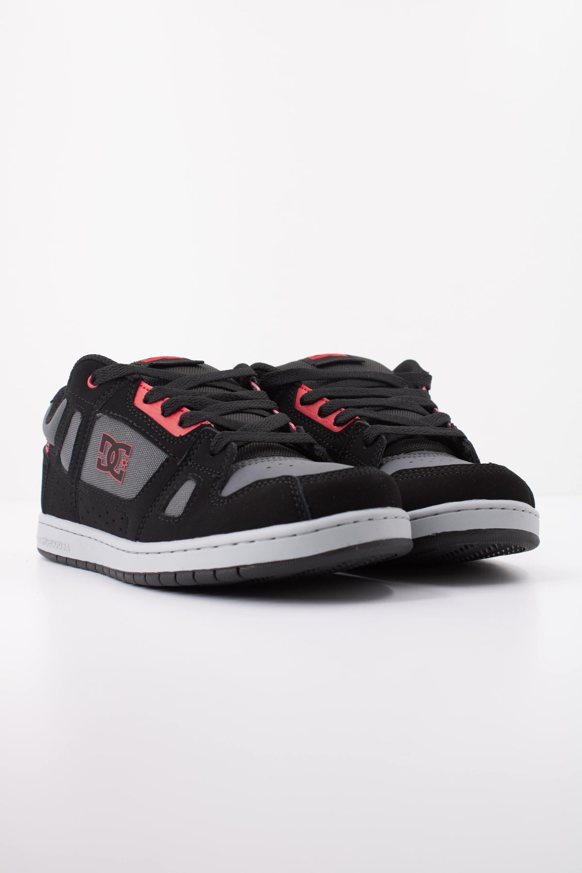 DC STAG YTH en color NEGRO  (2)