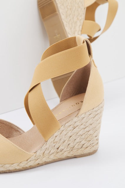 EQUITARE JONES  en color MARRON CLARO  (3)