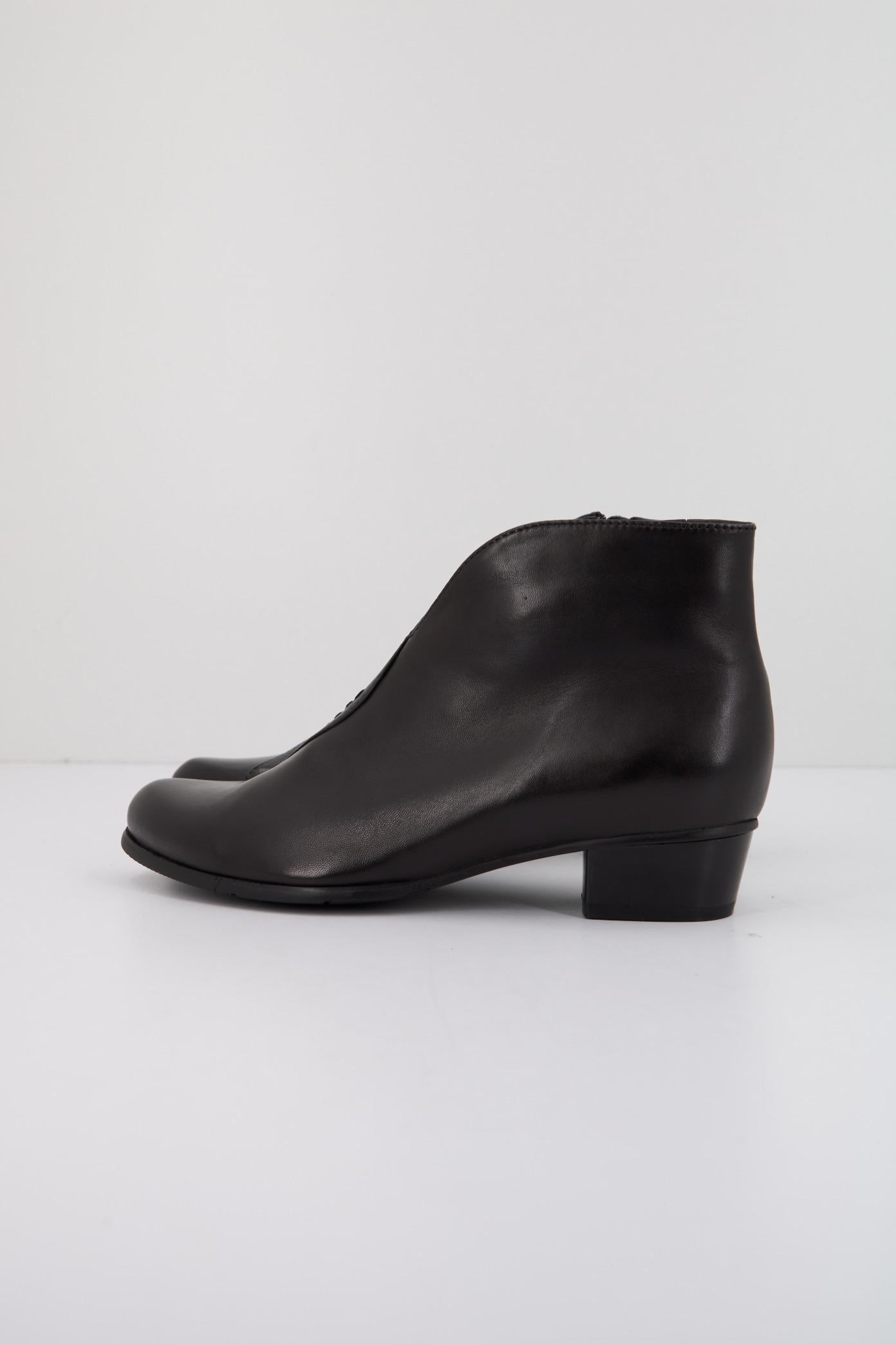 REGARDE LE CIEL STEFANY en color NEGRO  (1)