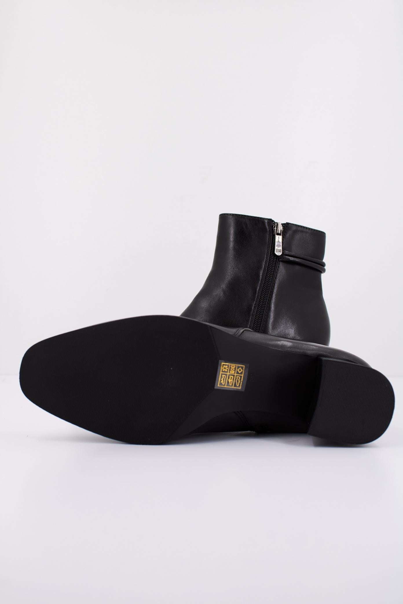 REGARDE LE CIEL PIERA en color NEGRO  (5)