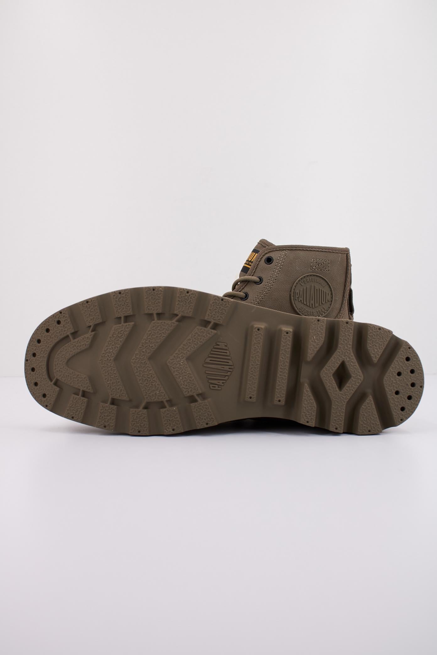 PALLADIUM PAMPA HI COATED en color VERDE  (5)
