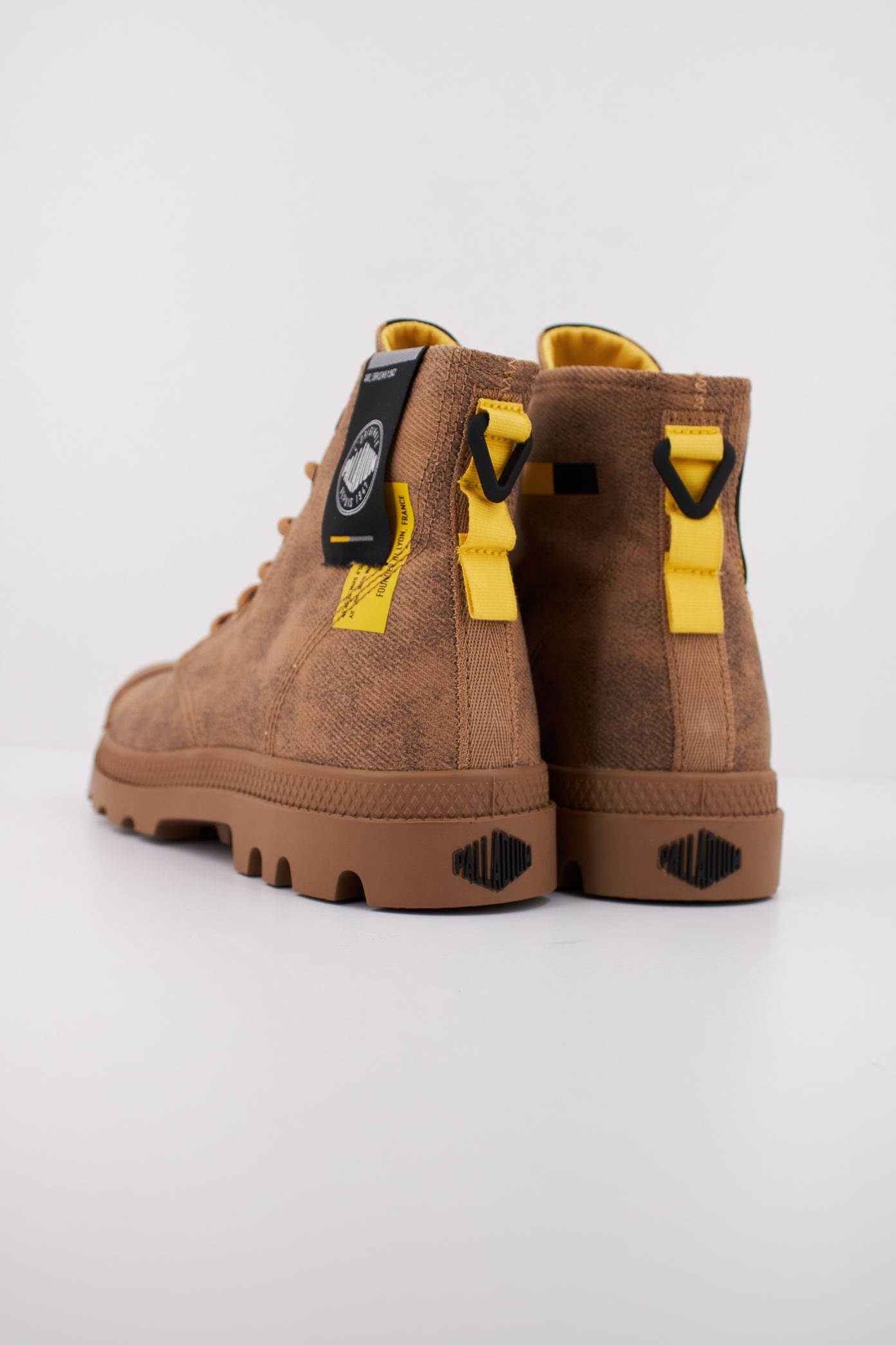 PALLADIUM PAMPA SURPLUS en color MARRON  (4)